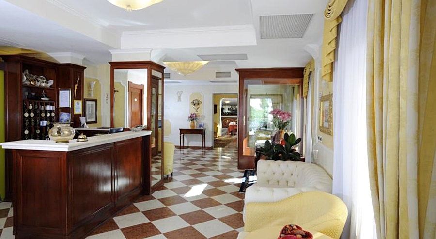 Romantik Hotel Russo Palace