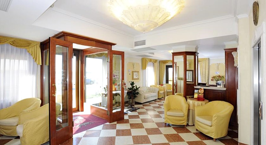 Romantik Hotel Russo Palace