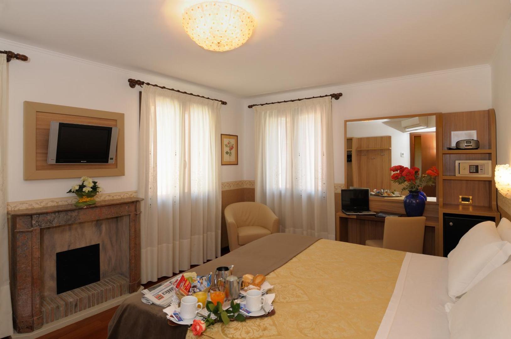 UNAHOTELS Ala Venezia