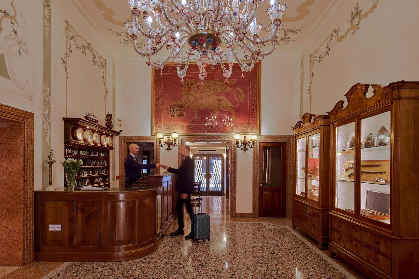 UNAHOTELS Ala Venezia