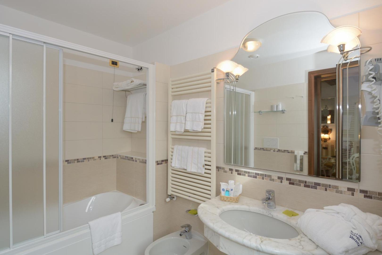 UNAHOTELS Ala Venezia