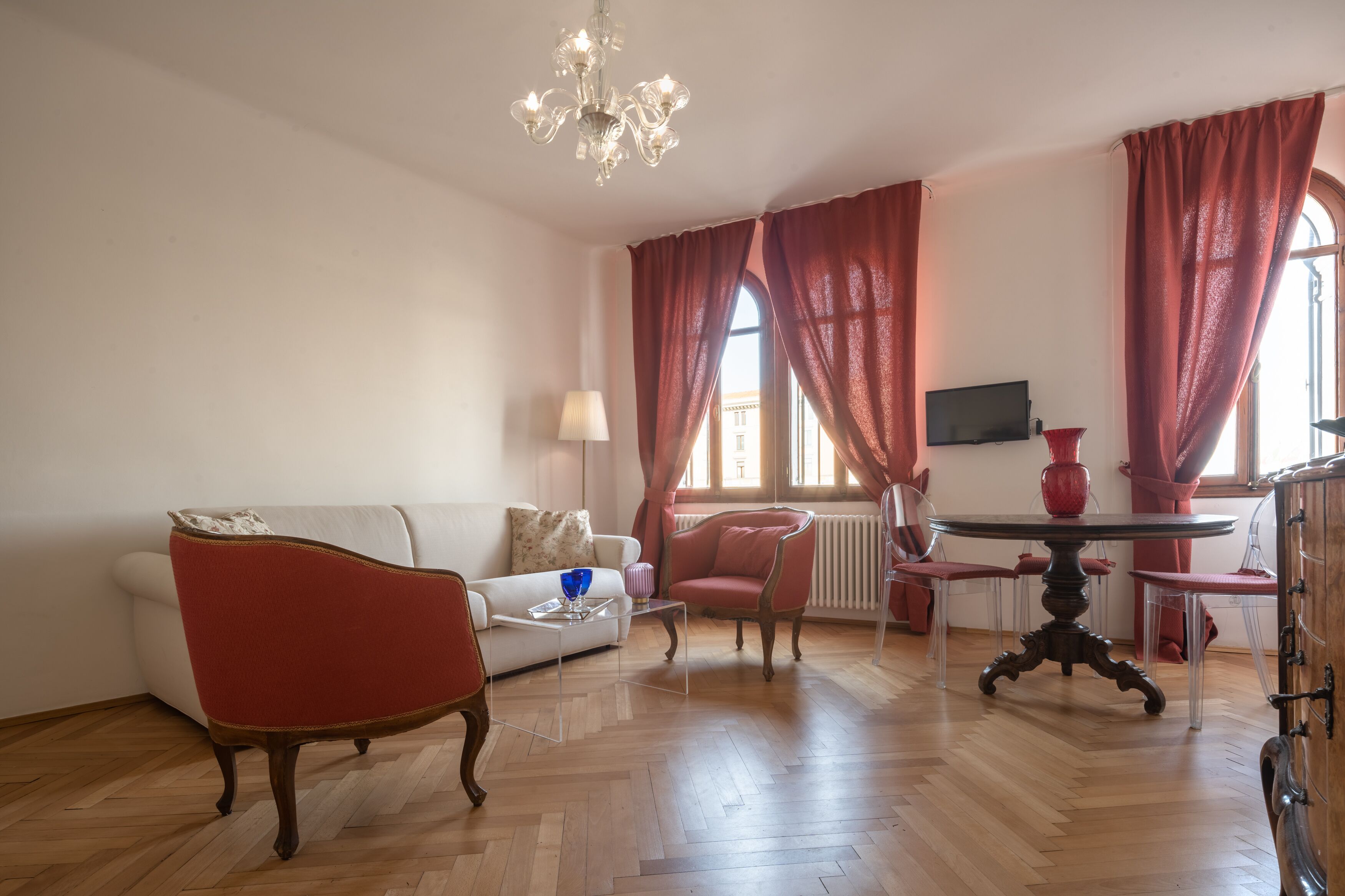 Venetian Palace R&R