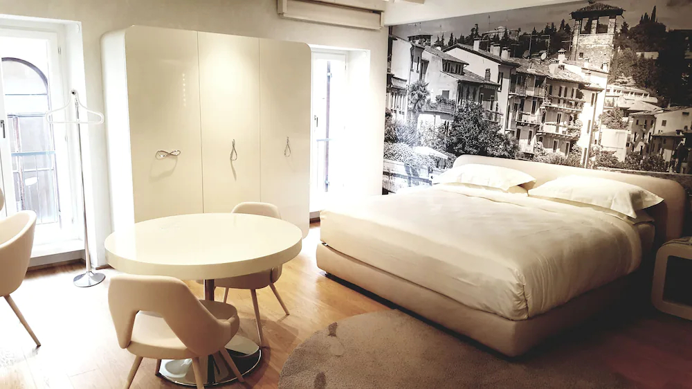 Lords of Verona Luxury Apartments