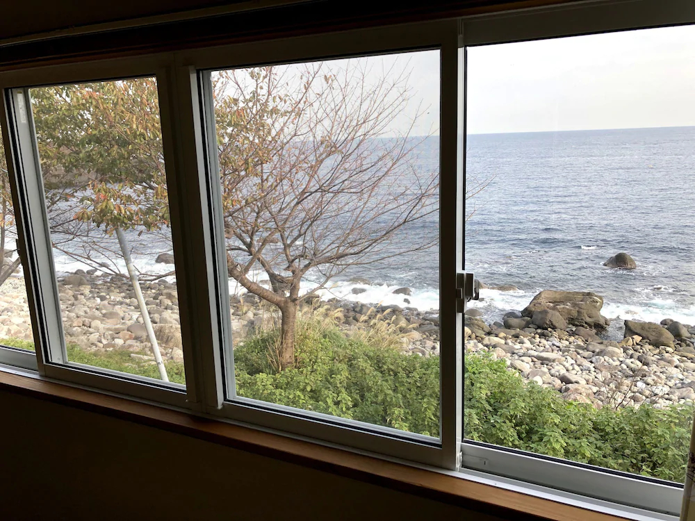 Condominium Seafront Moon And Sand