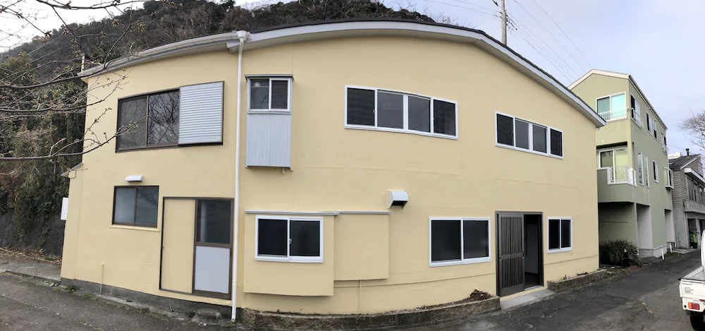 Condominium Seafront Moon And Sand