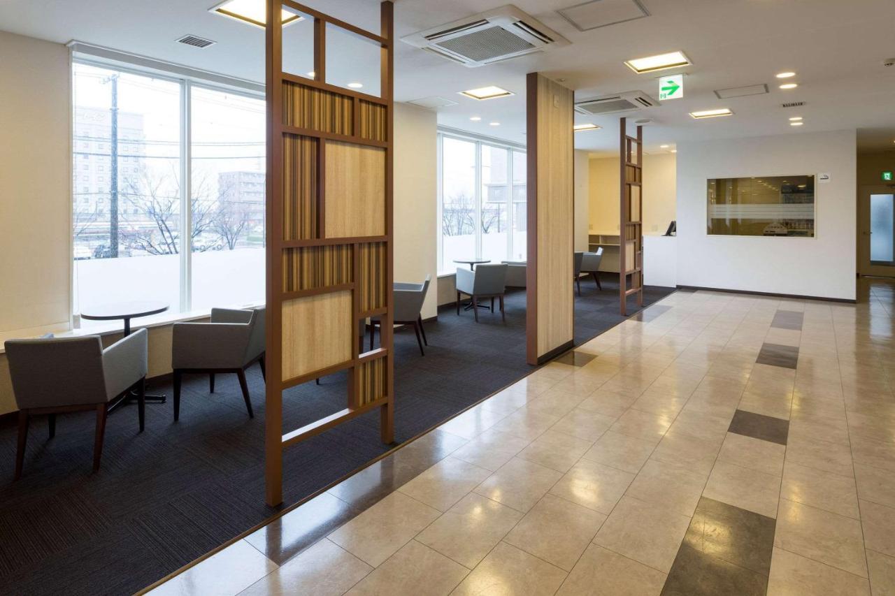 Comfort Tsubamesanjo