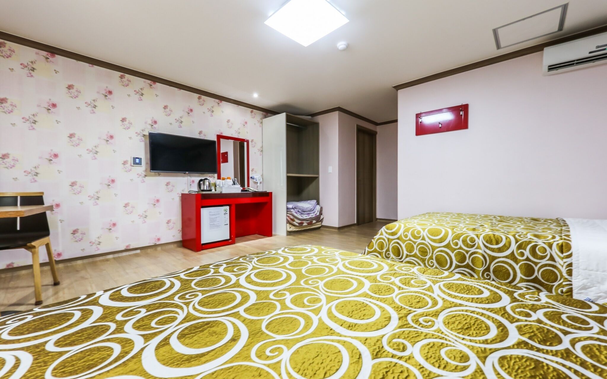 Boryeong Paradise Pension Motel