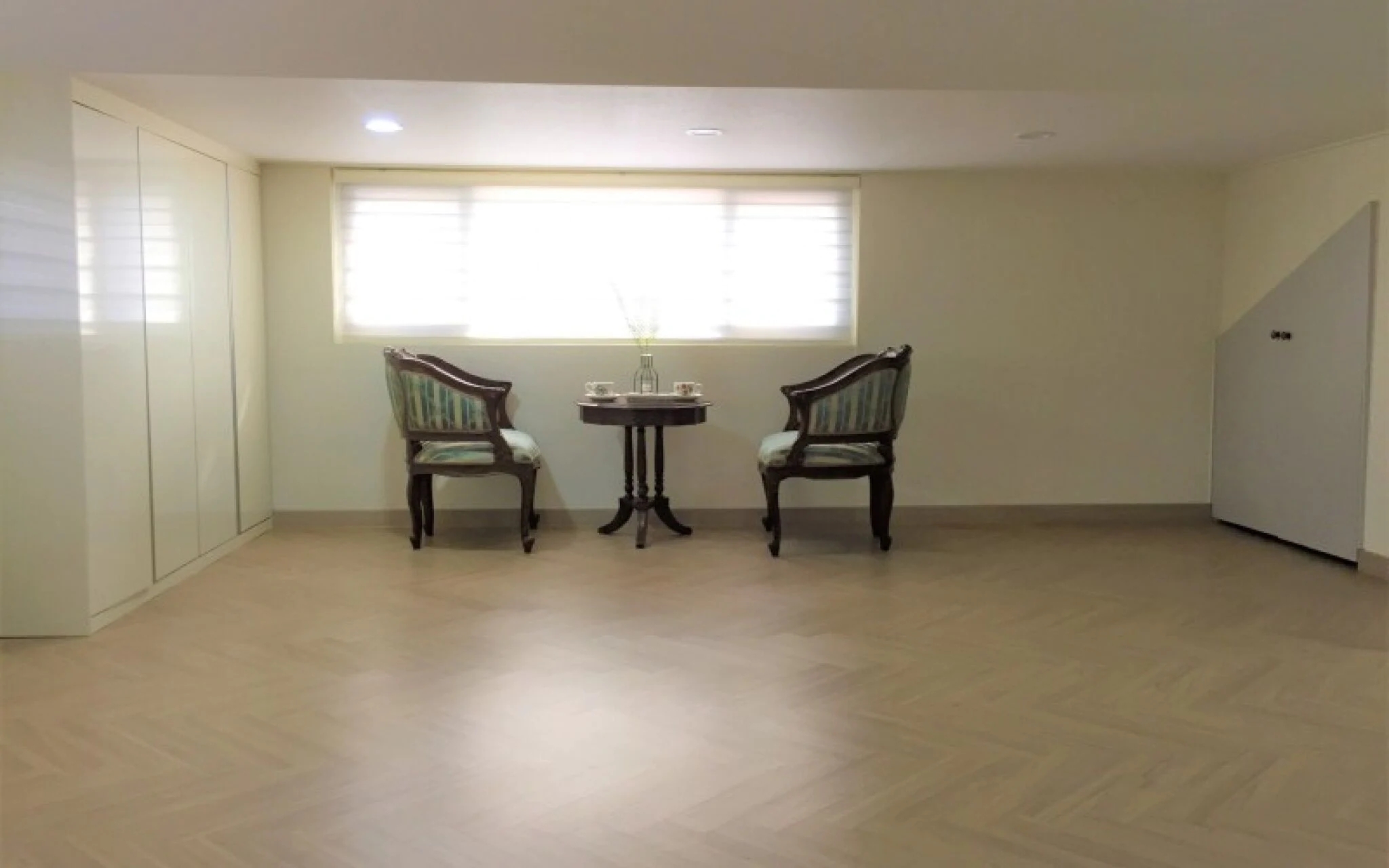 Busan J and J House Pension