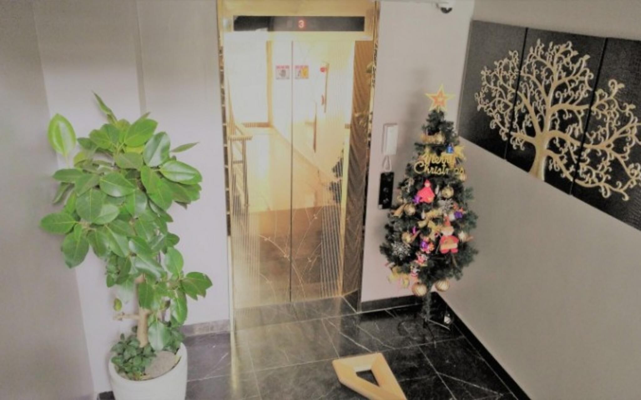 Busan J and J House Pension