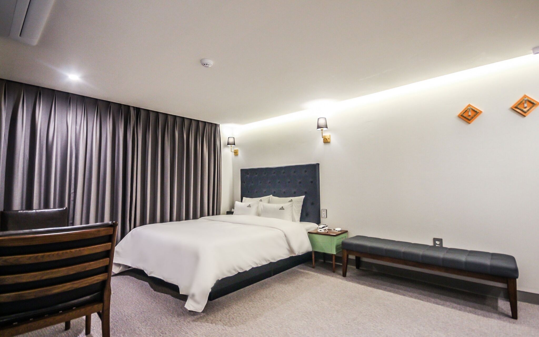 Busan Oncheonjang Hotel Mithuna