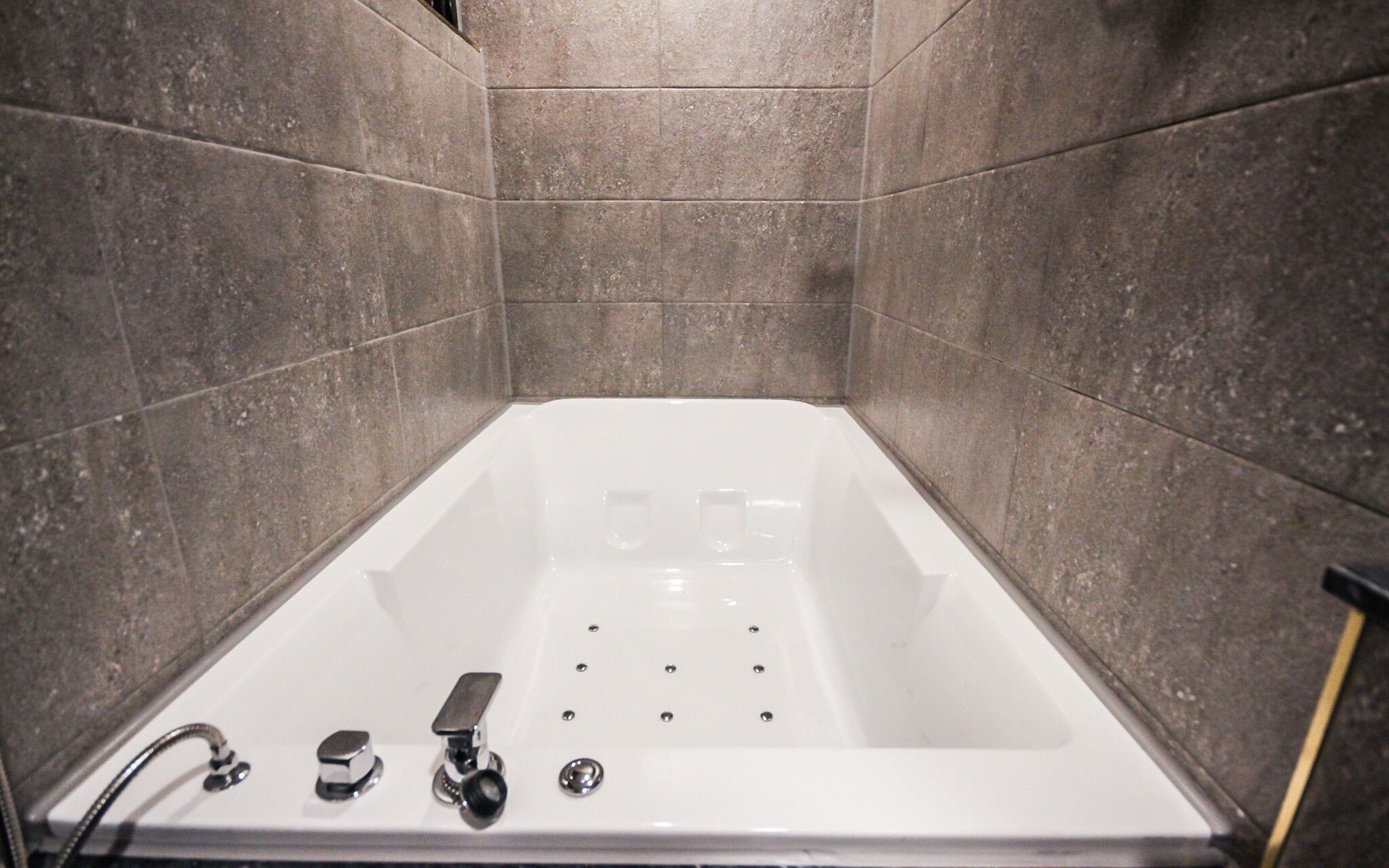 Busan Oncheonjang Hotel Mithuna