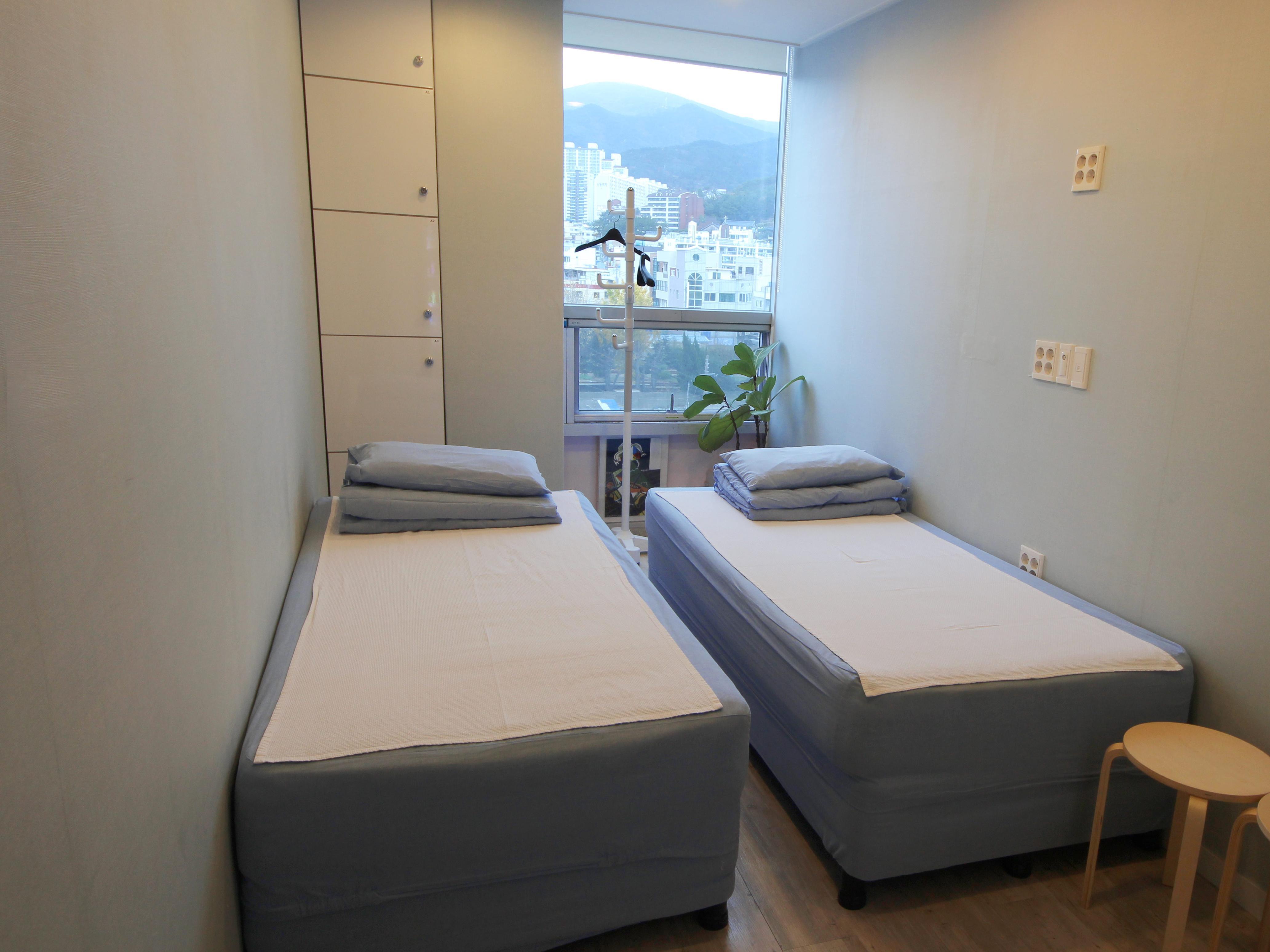 Hostel The New Day
