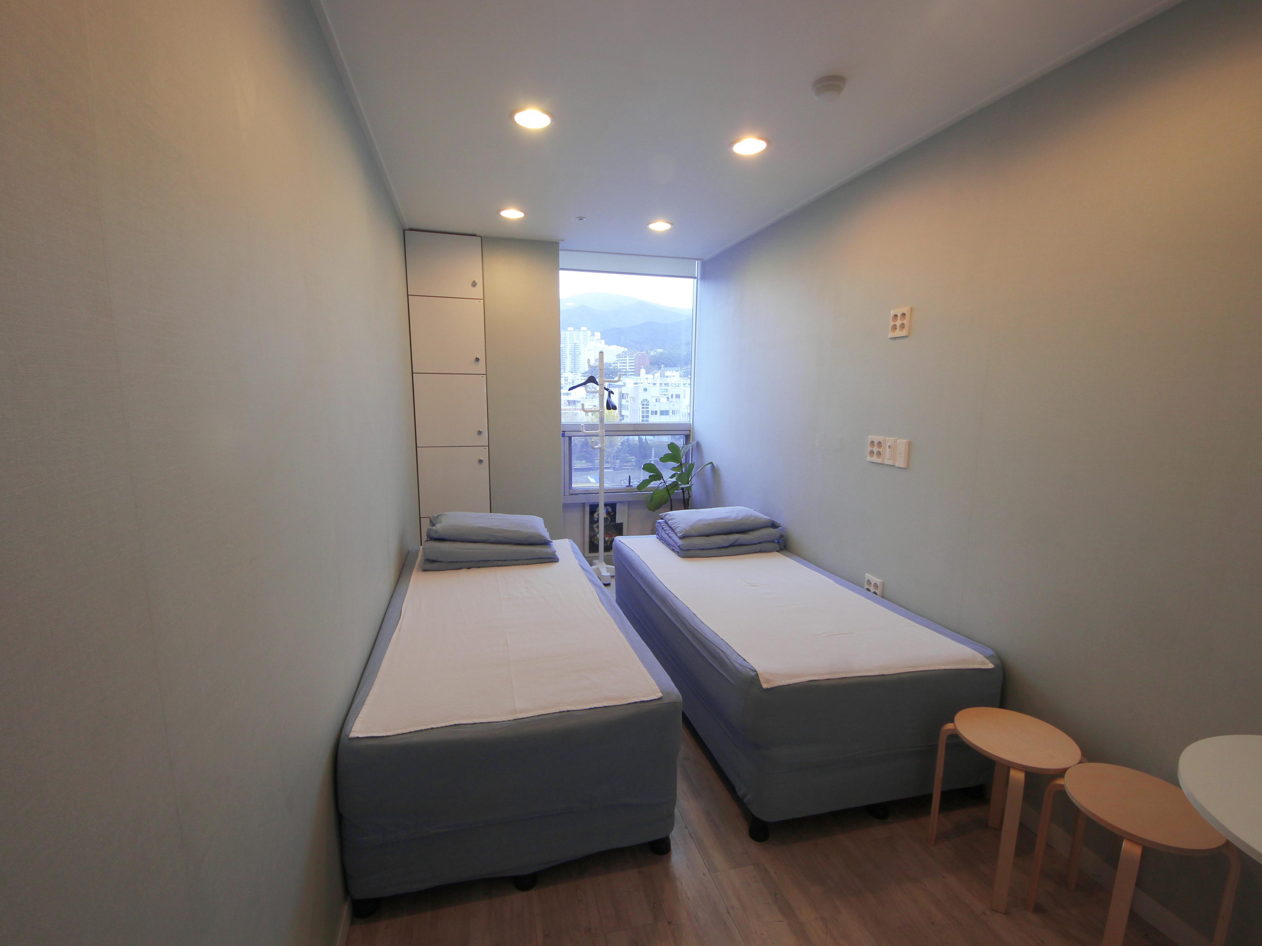Hostel The New Day