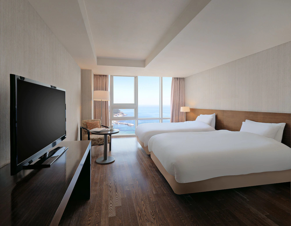 Kolon Seacloud Hotel
