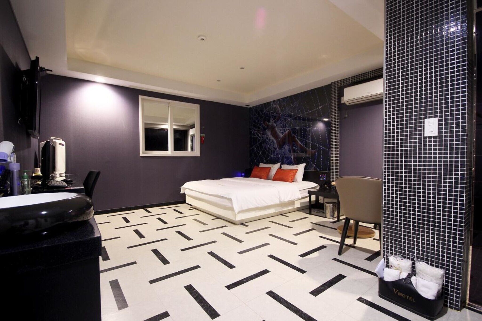 Changwon Myeongseodong Hotel V