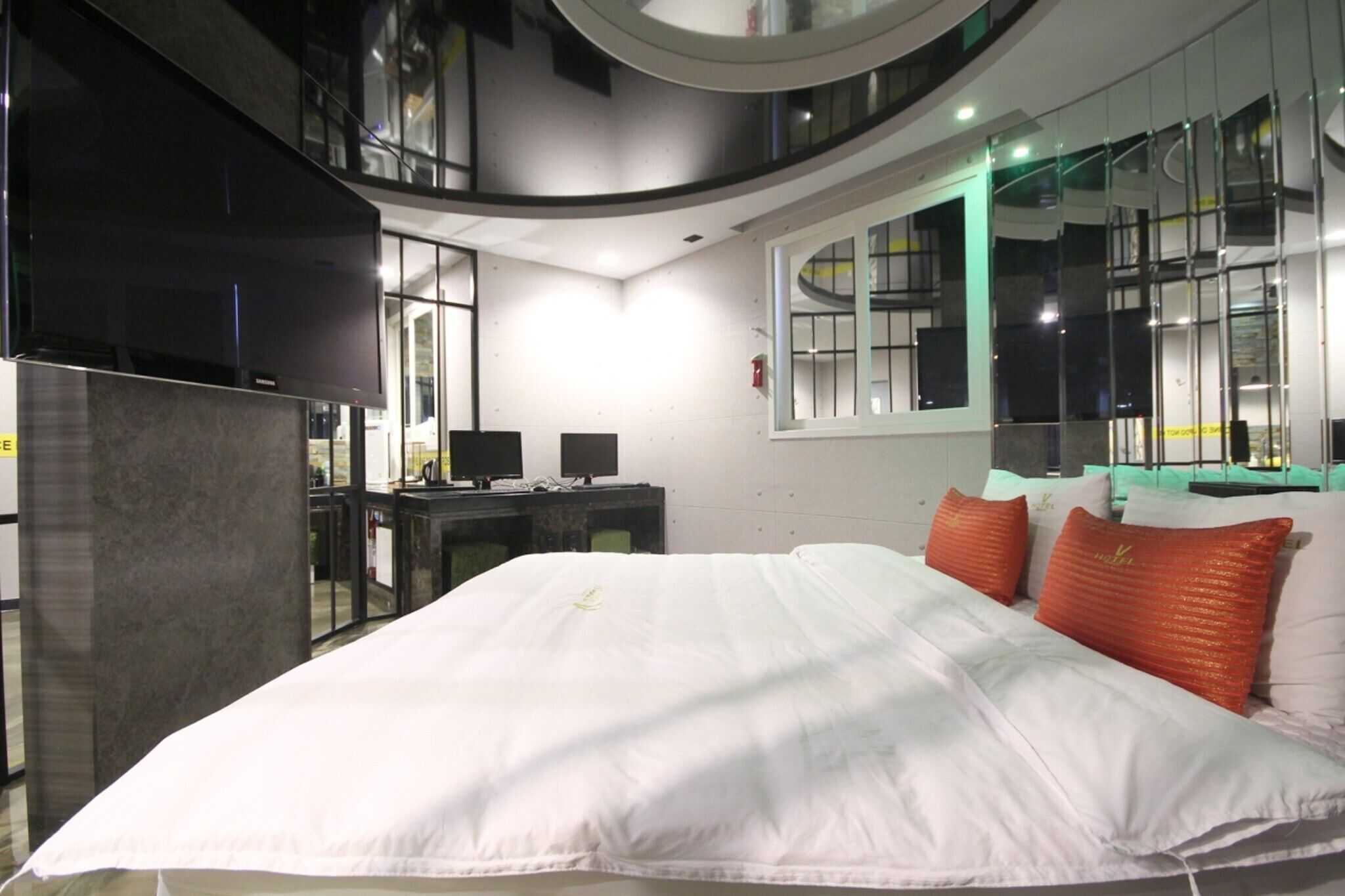Changwon Myeongseodong Hotel V