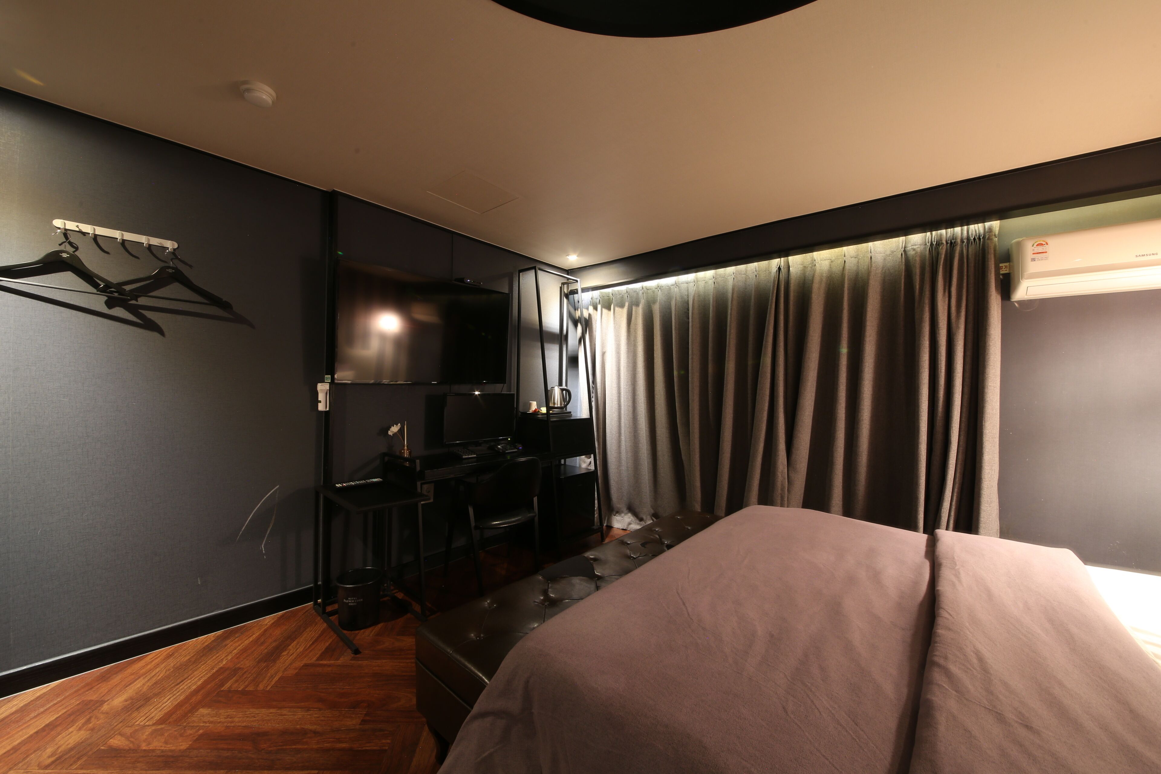 French Code Hotel