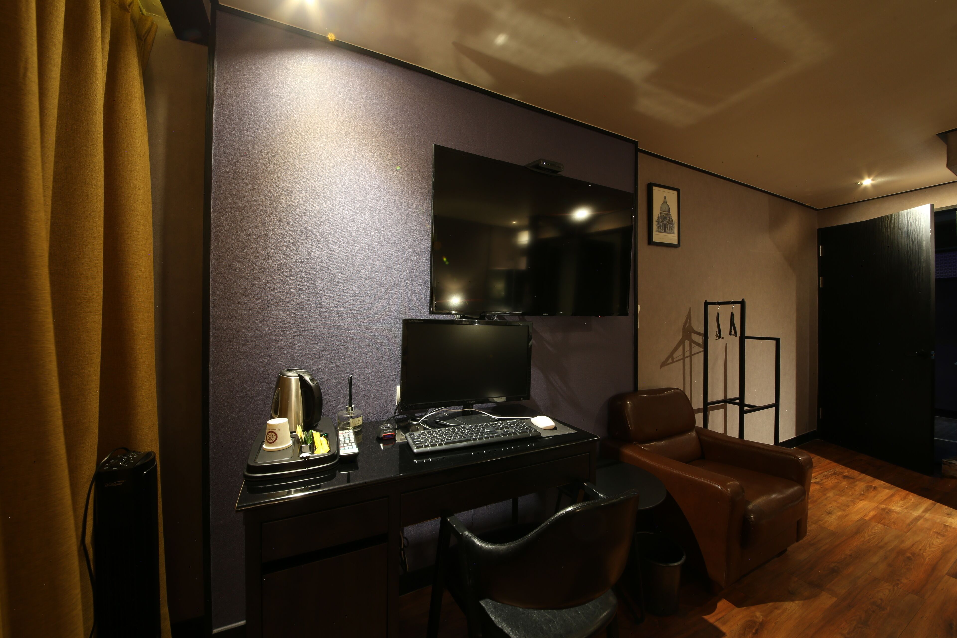 French Code Hotel