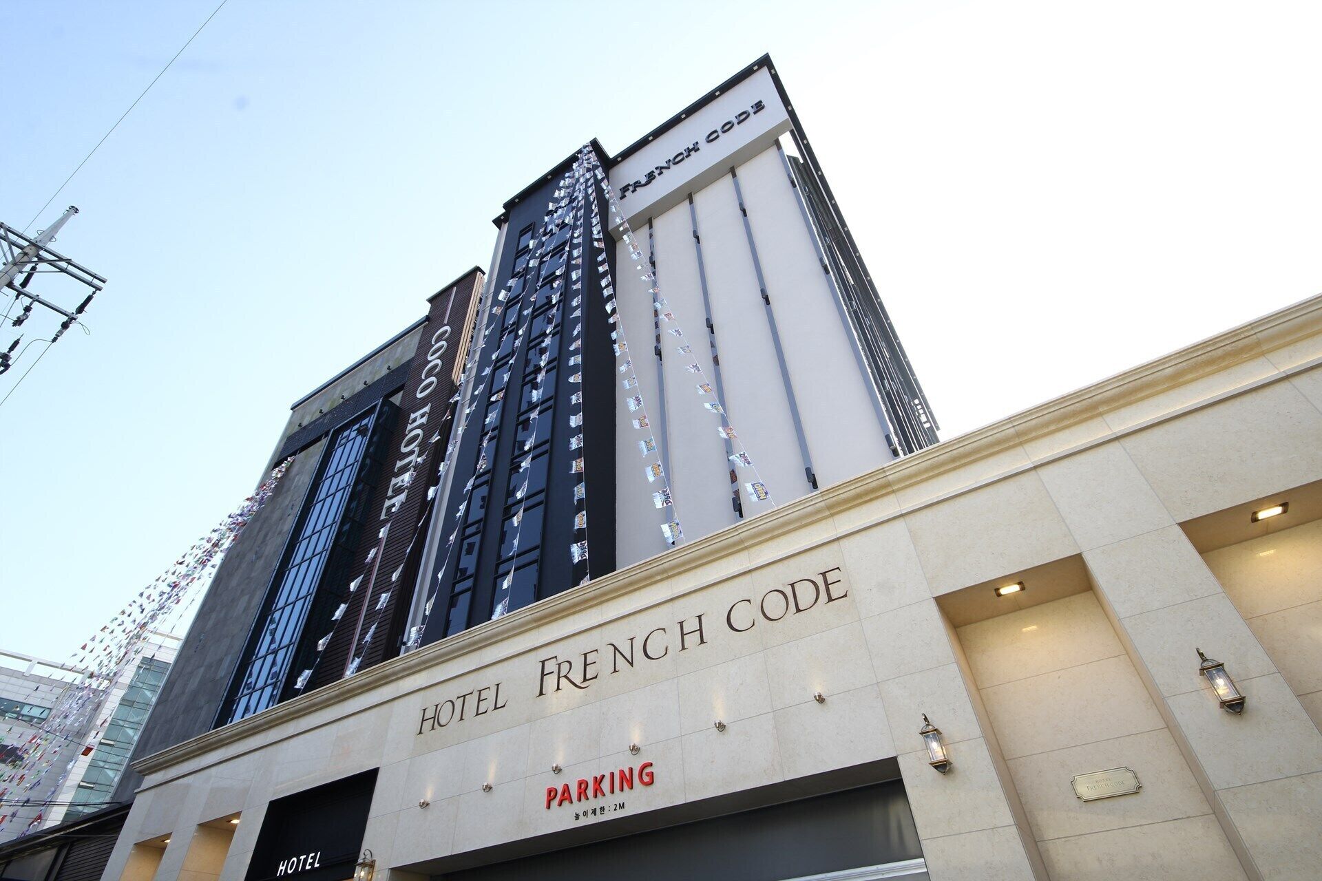 French Code Hotel