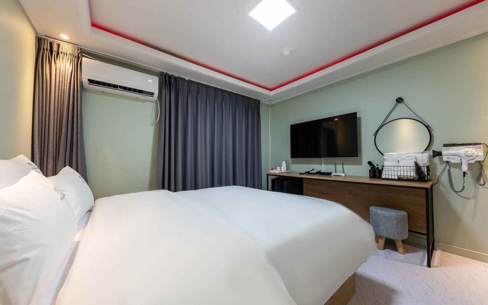 Cheongju Yongam Sloth Hotel
