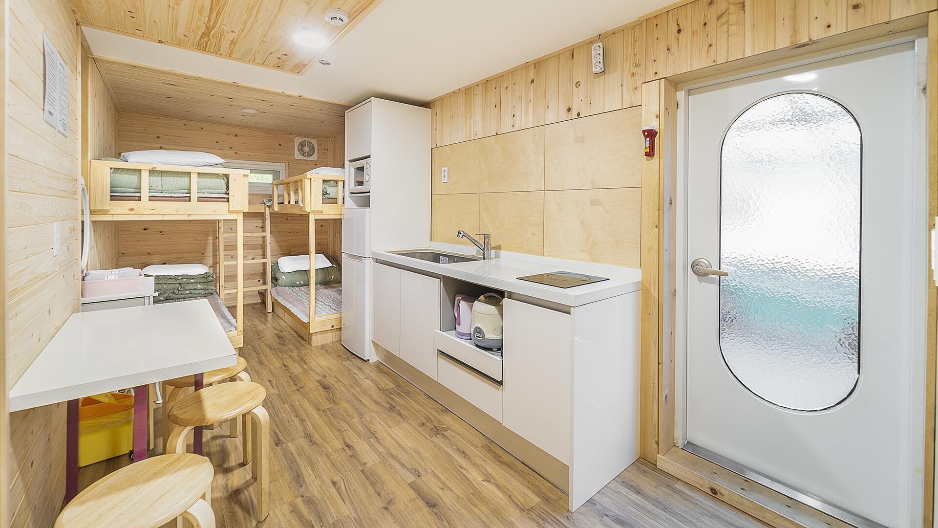 Chuncheon Jayooinui Spacaravan