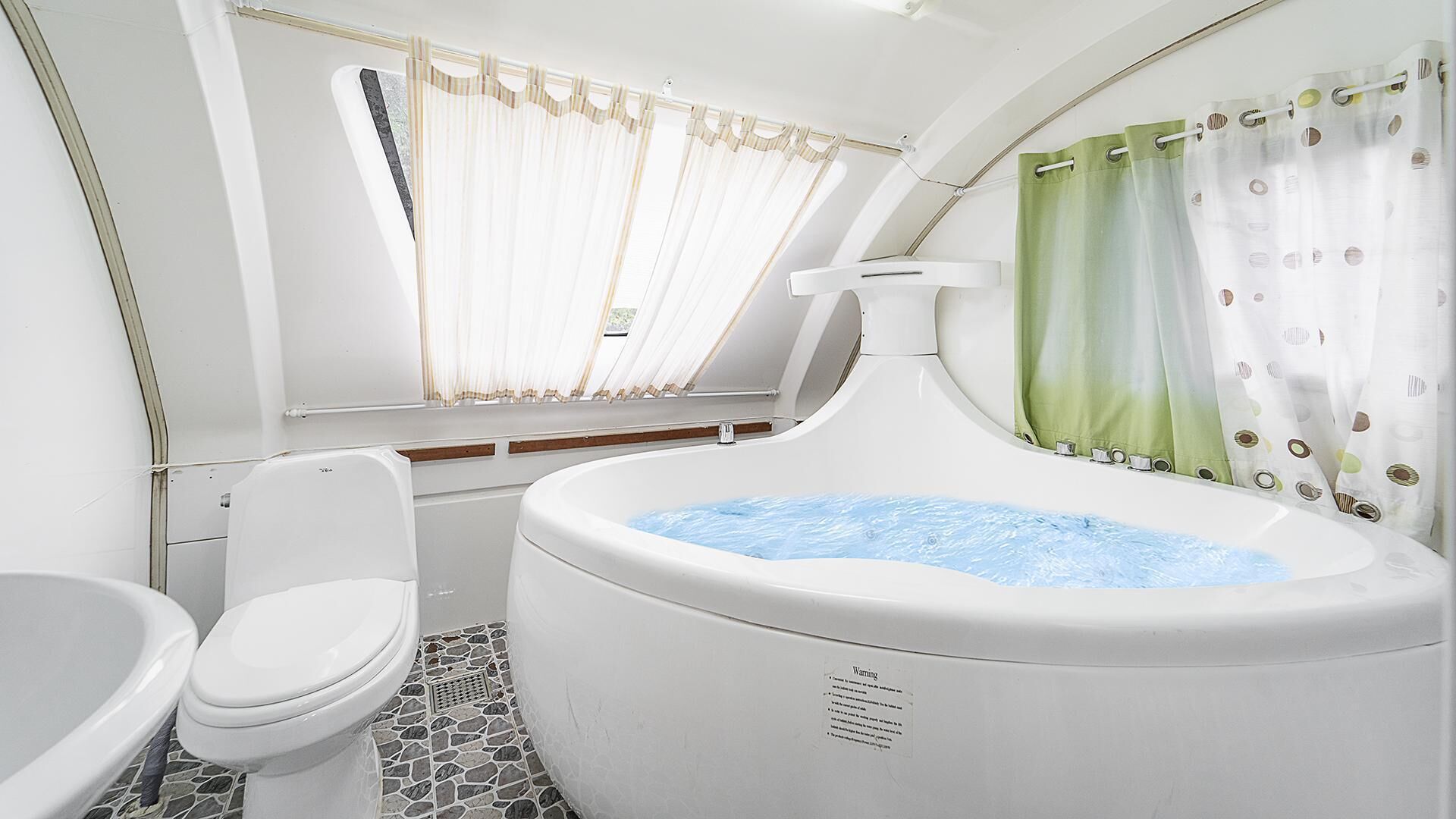 Chuncheon Jayooinui Spacaravan