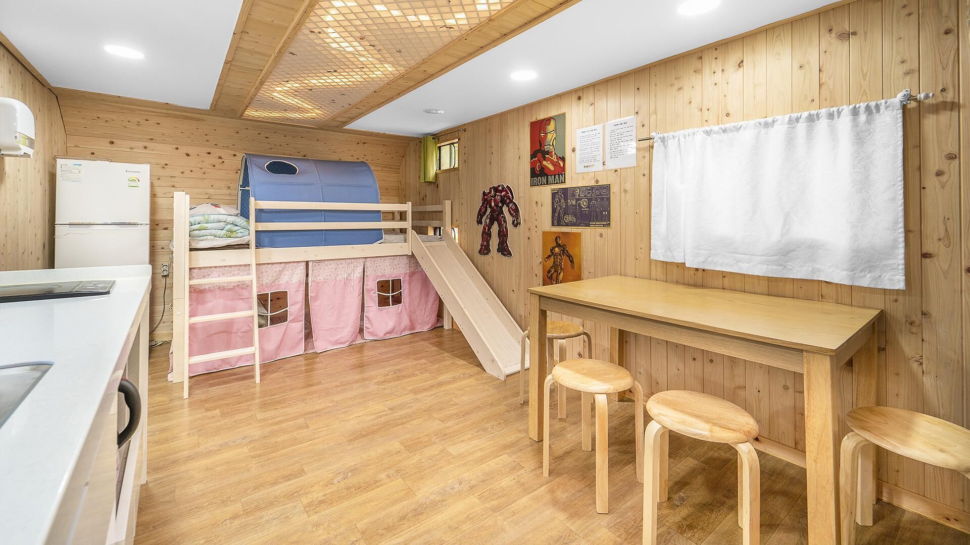 Chuncheon Jayooinui Spacaravan