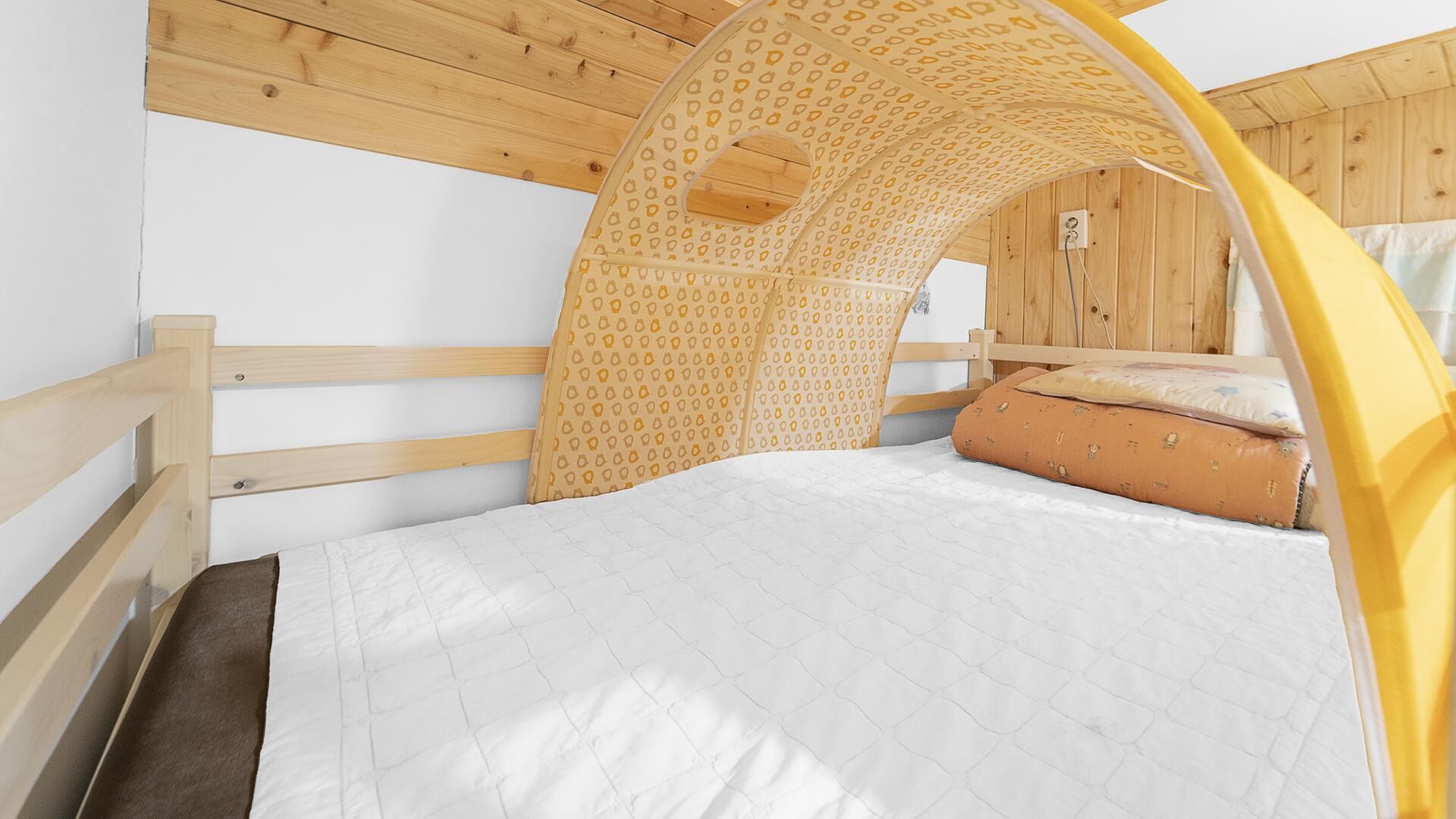 Chuncheon Jayooinui Spacaravan