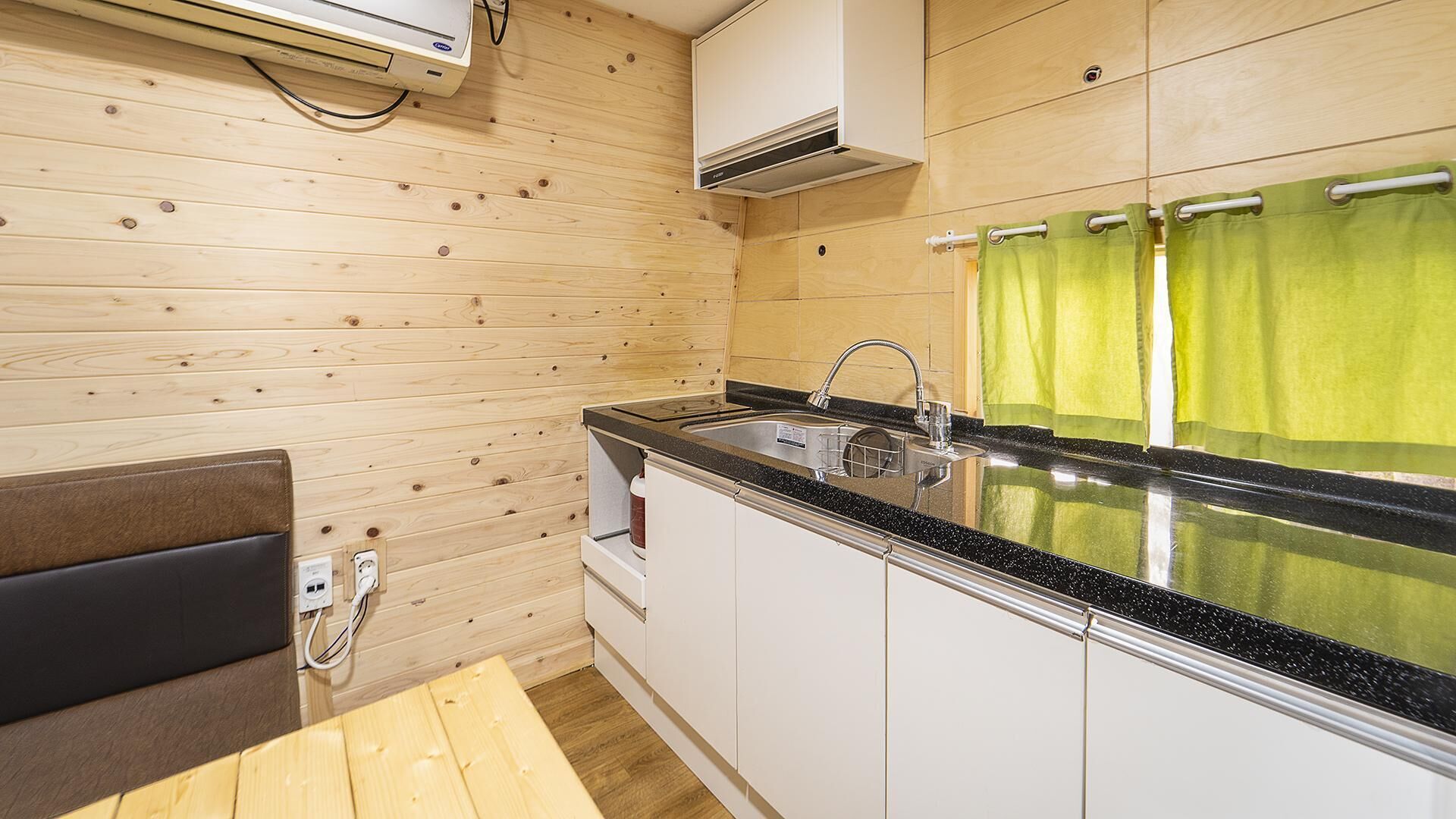 Chuncheon Jayooinui Spacaravan
