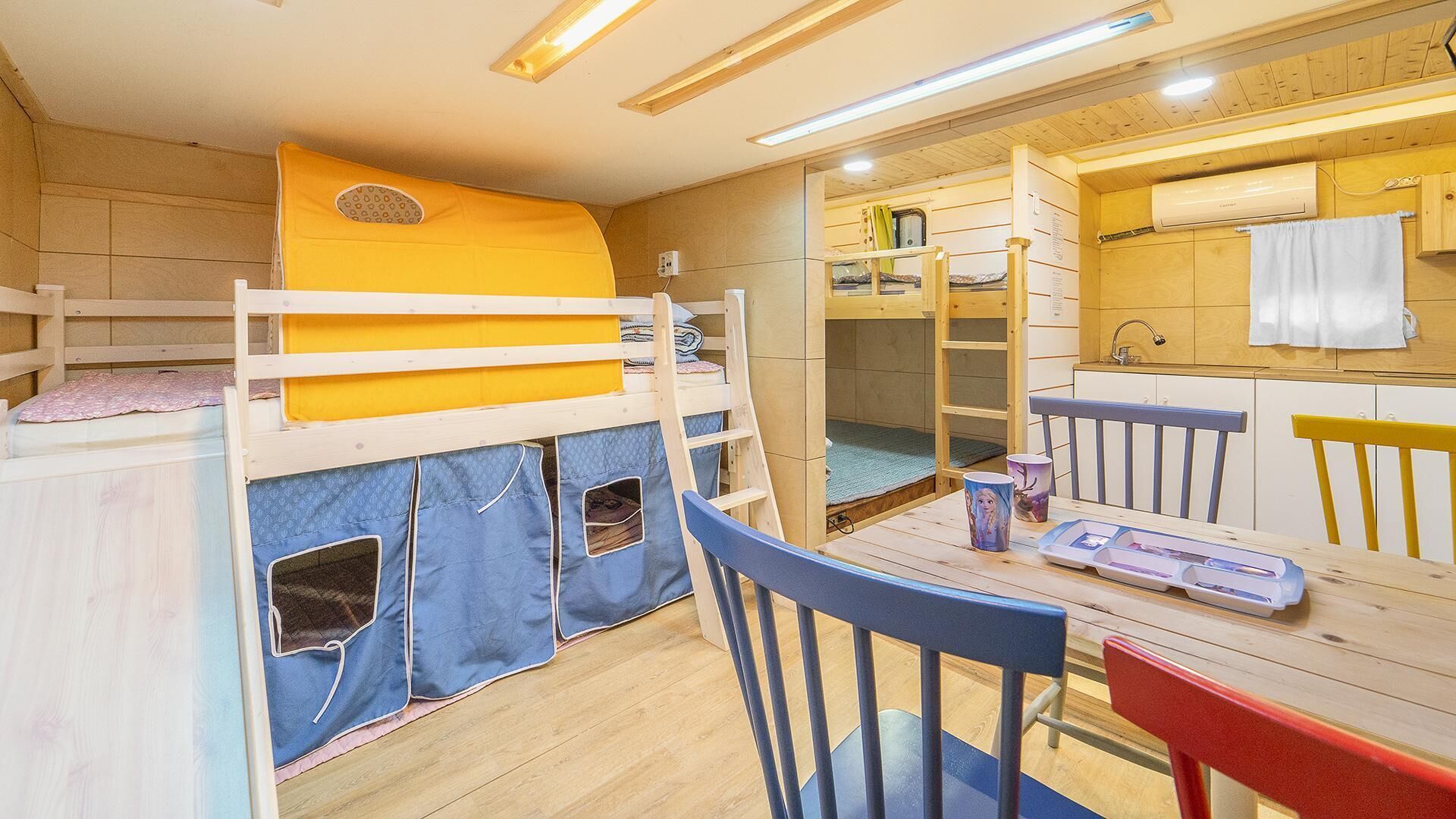 Chuncheon Jayooinui Spacaravan