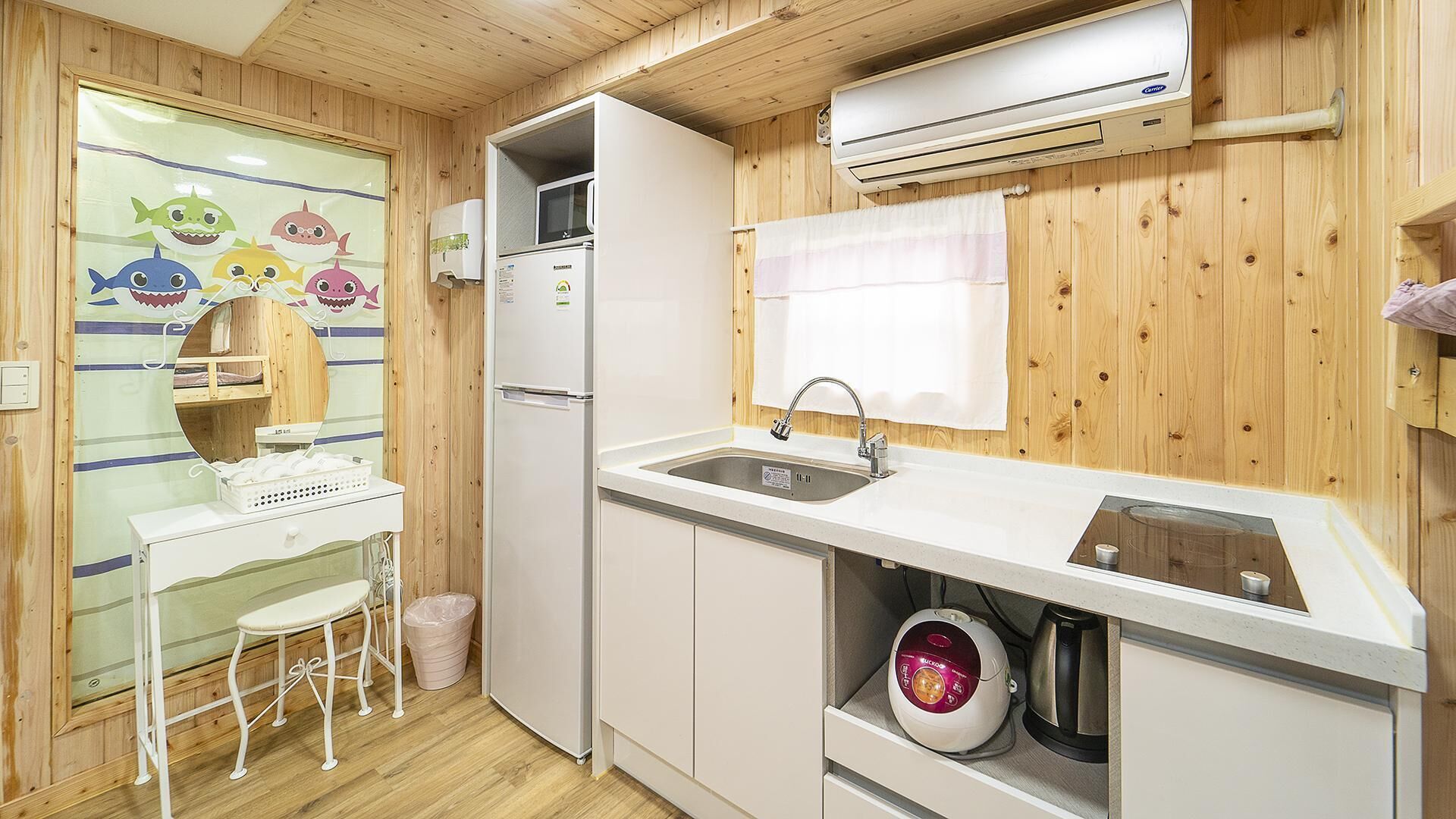 Chuncheon Jayooinui Spacaravan