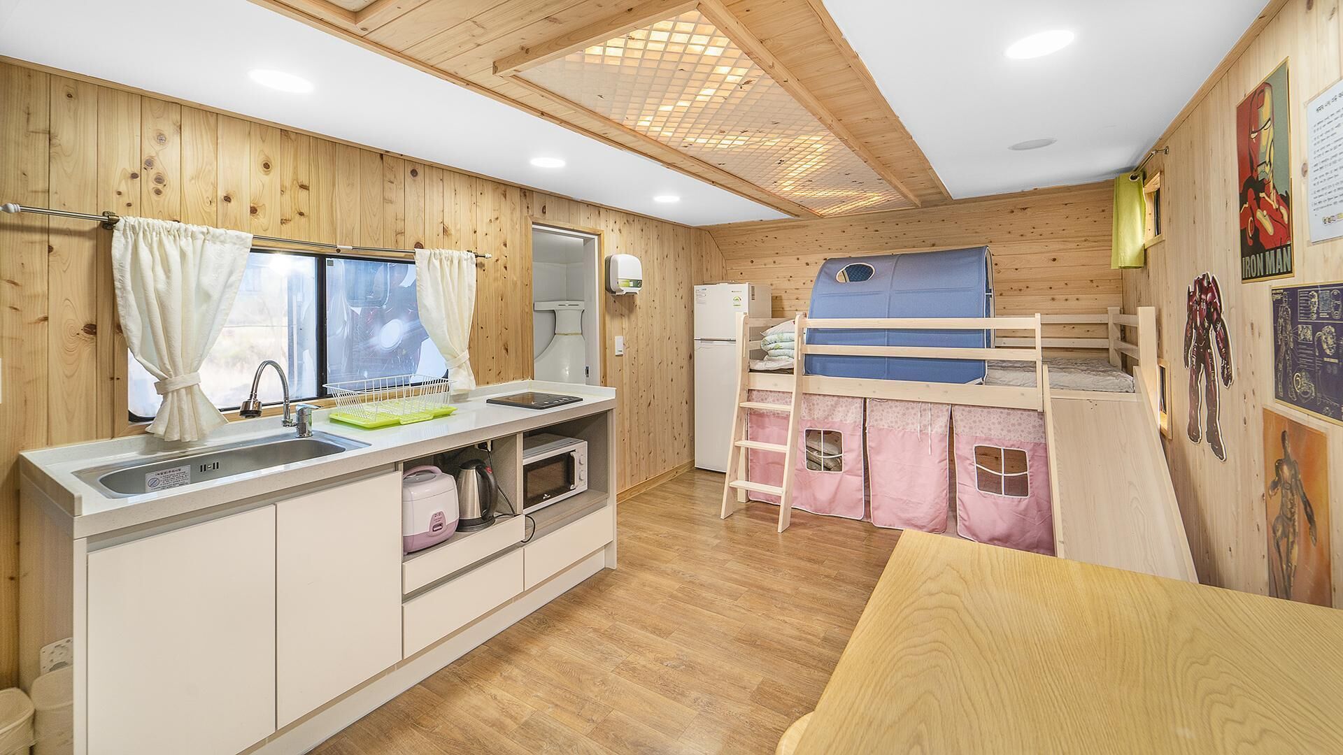 Chuncheon Jayooinui Spacaravan