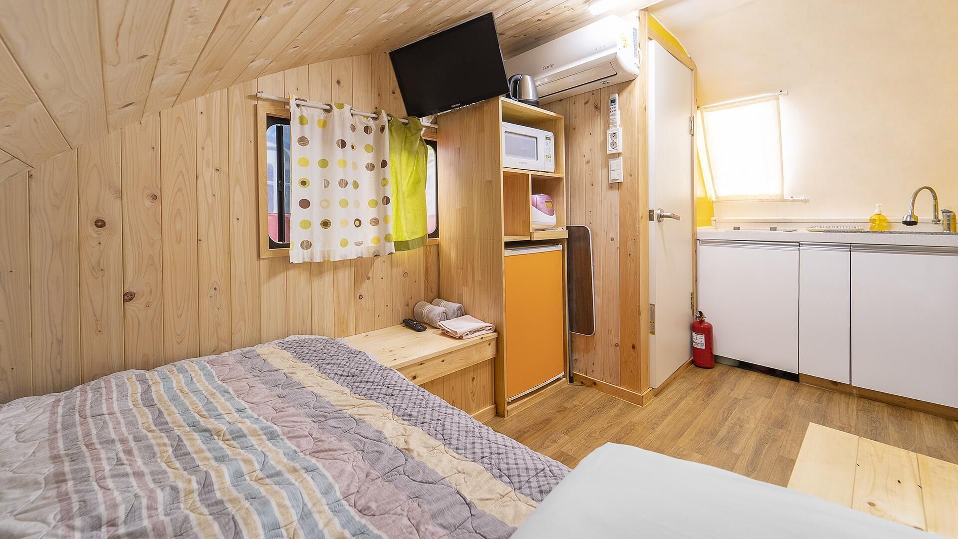 Chuncheon Jayooinui Spacaravan