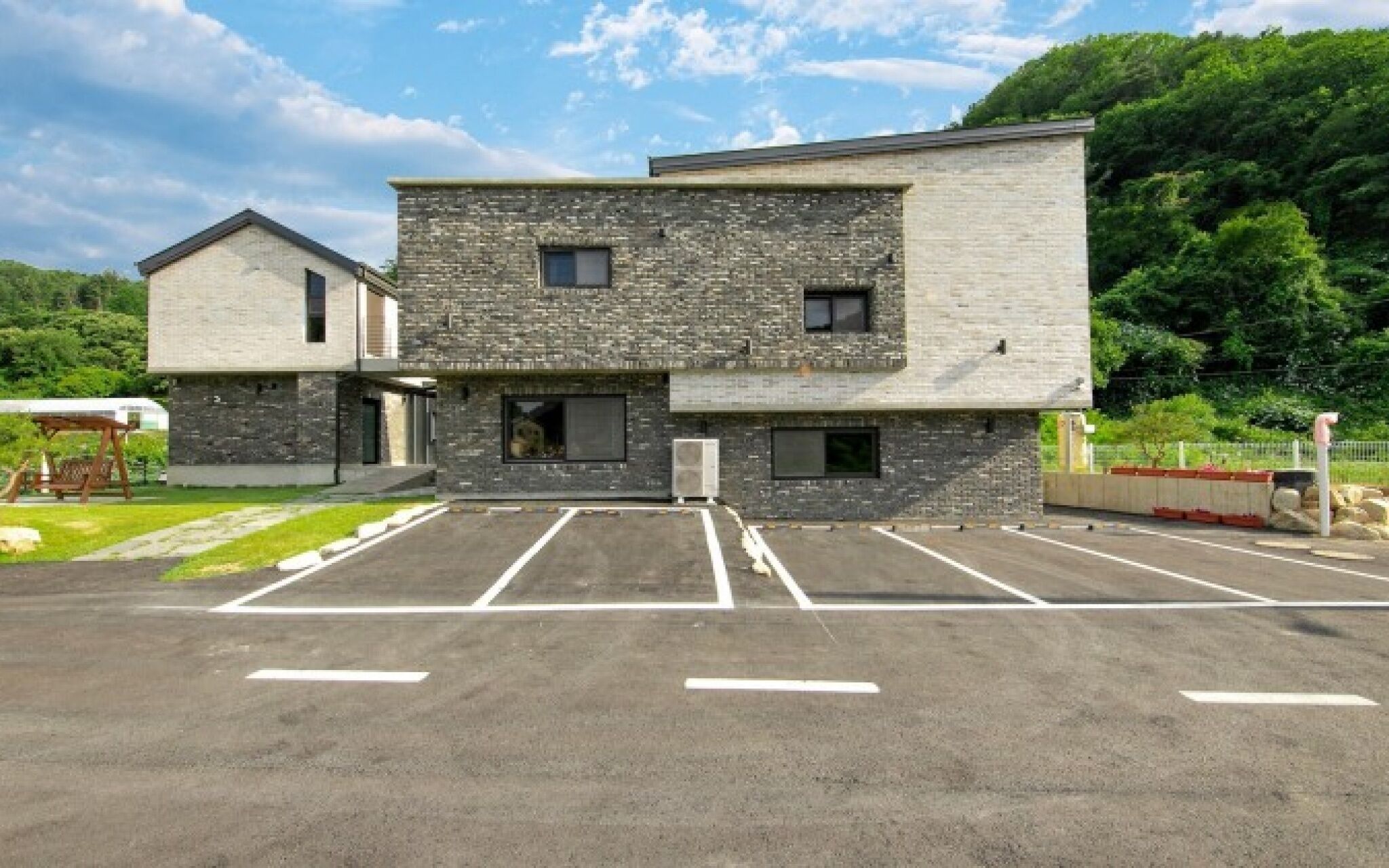 Chuncheon Sampogil Pool Villa