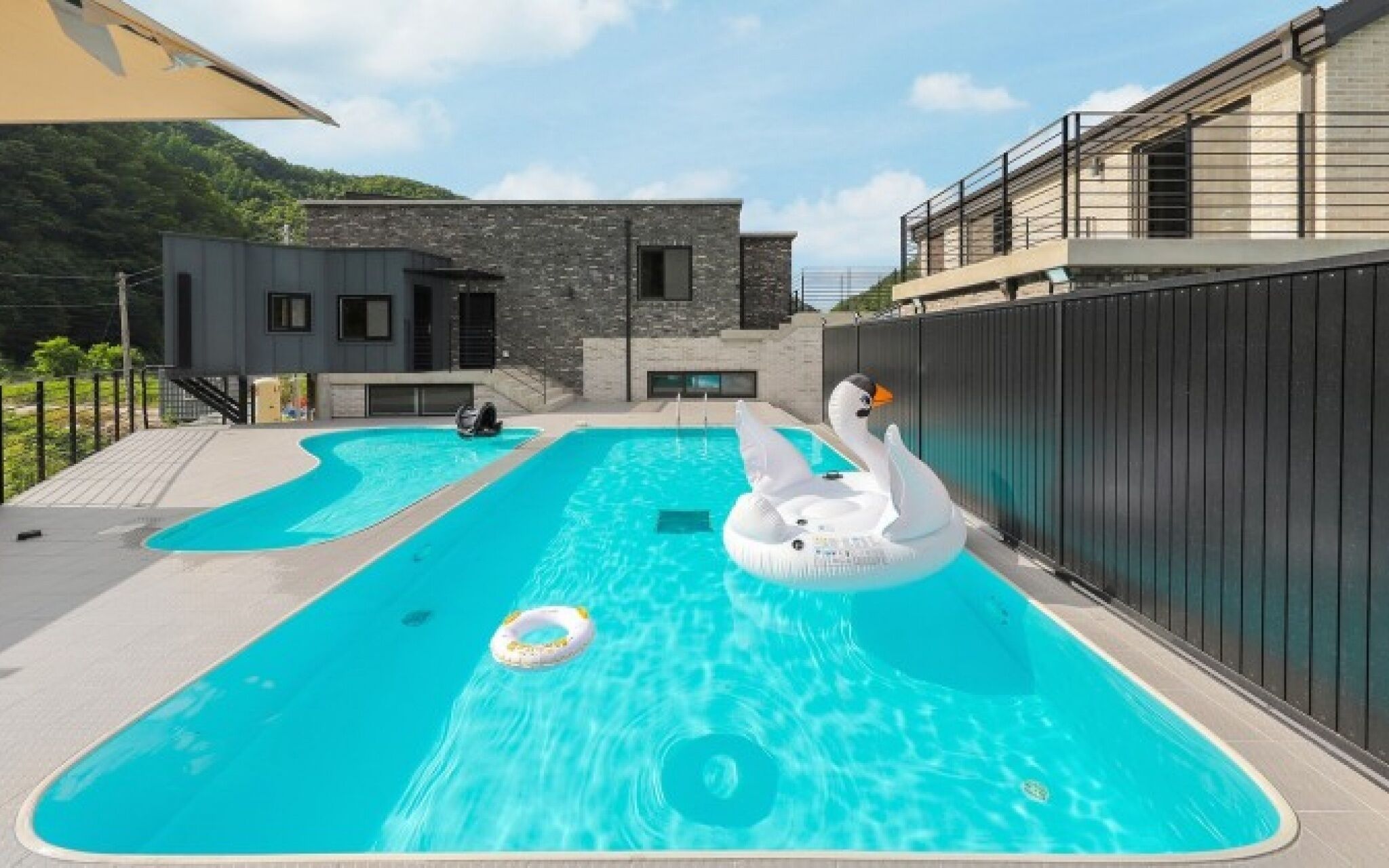 Chuncheon Sampogil Pool Villa