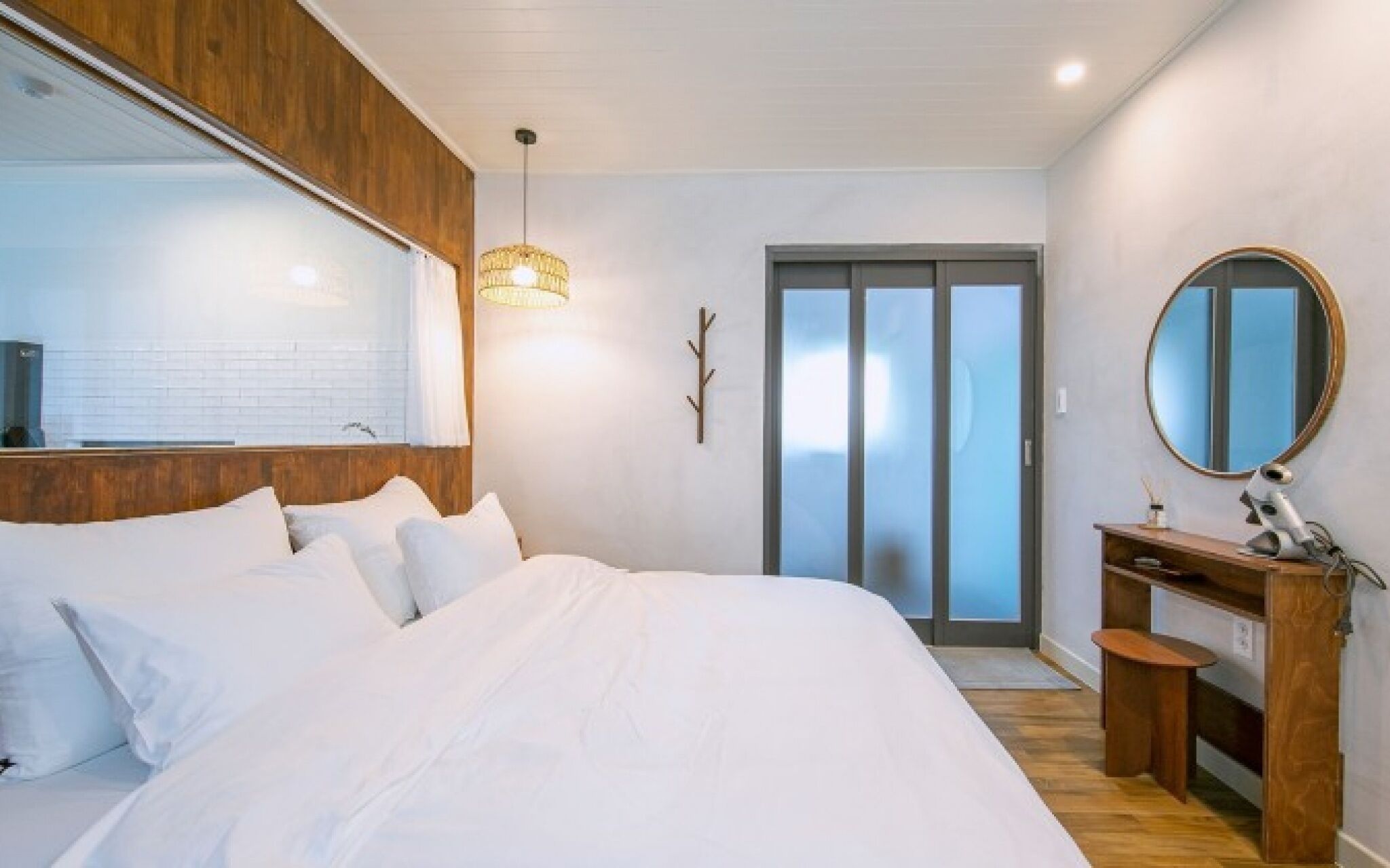Chuncheon Sampogil Pool Villa