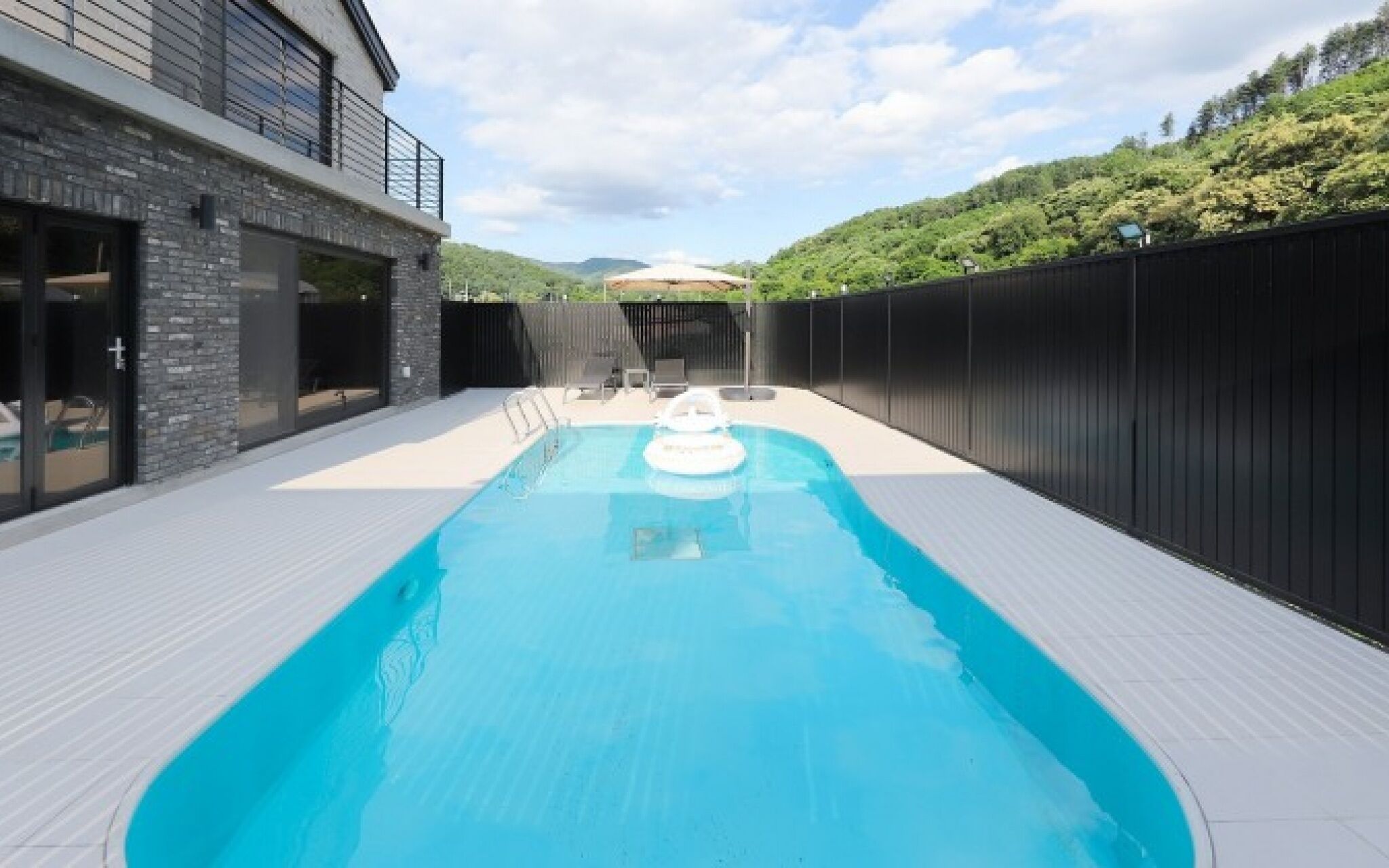 Chuncheon Sampogil Pool Villa