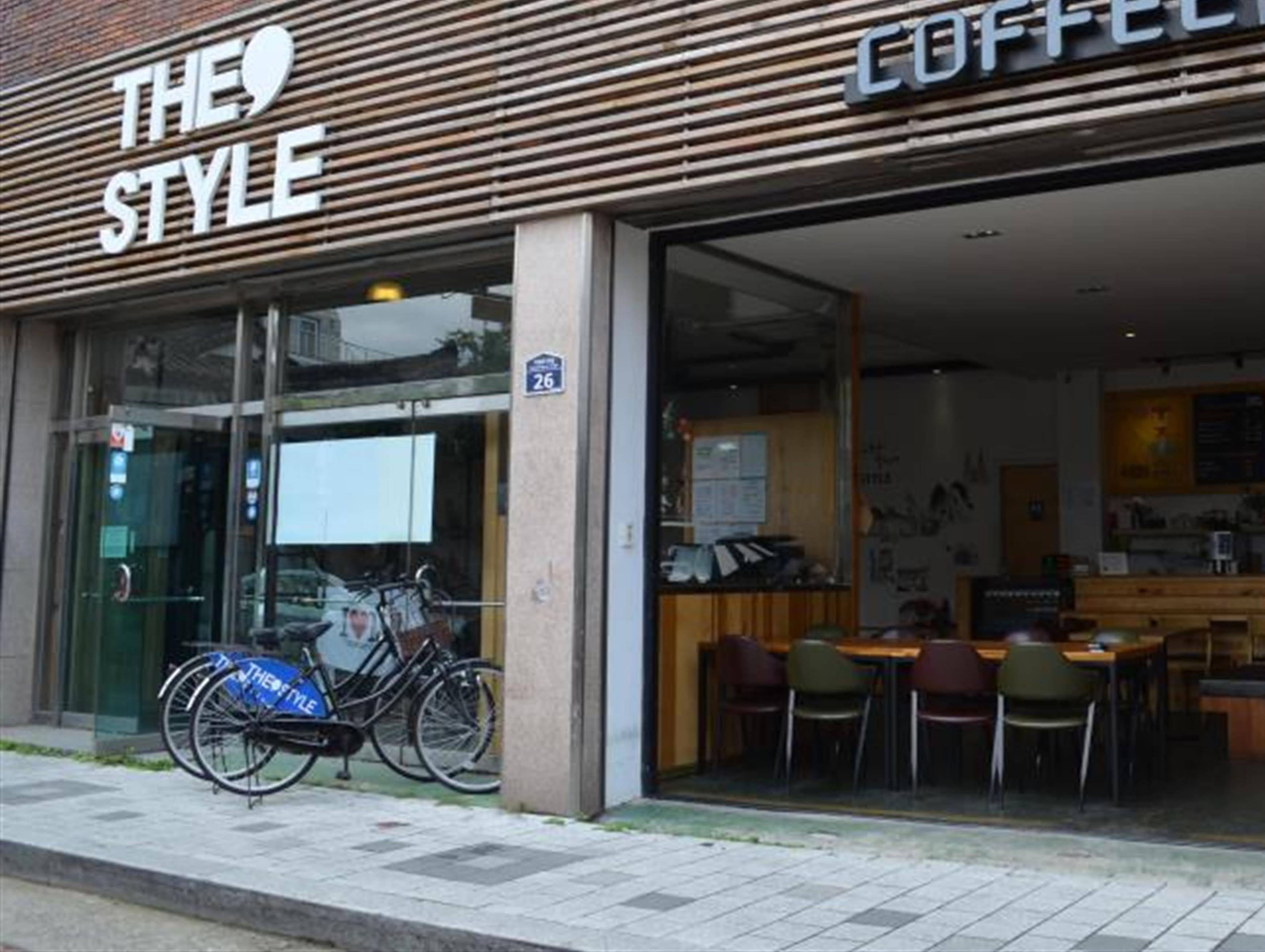 The Style Capsule Guesthouse Hostel