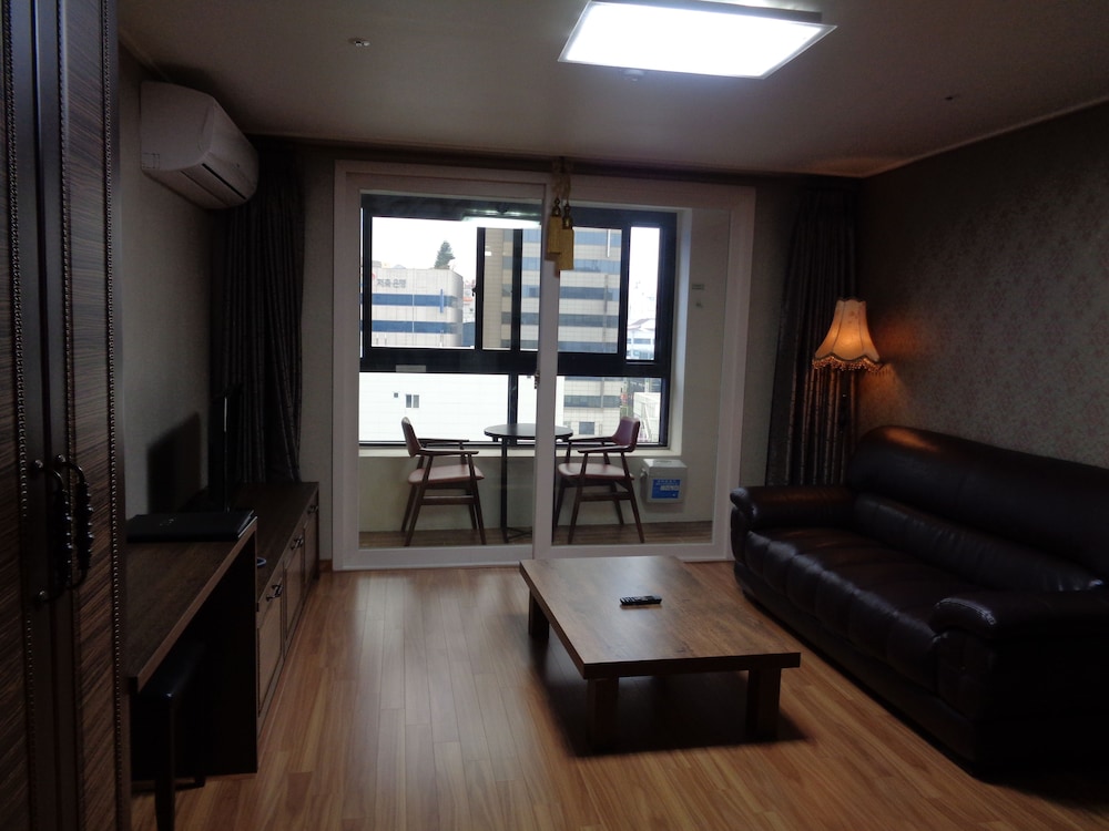 Lamia Residence Hotel