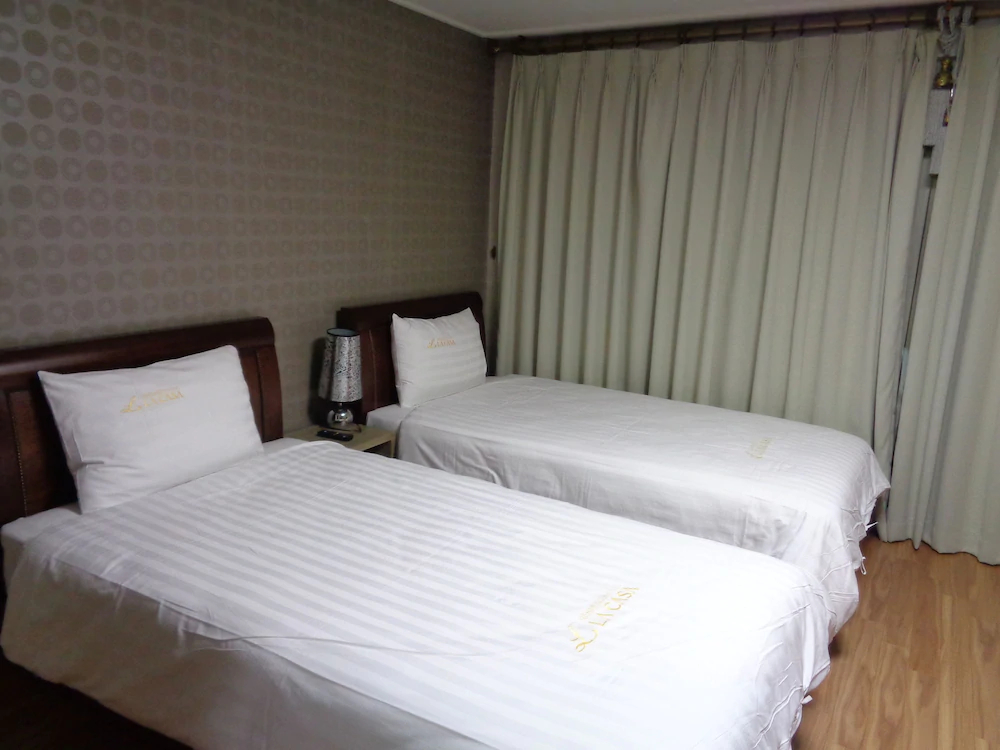 Lamia Residence Hotel