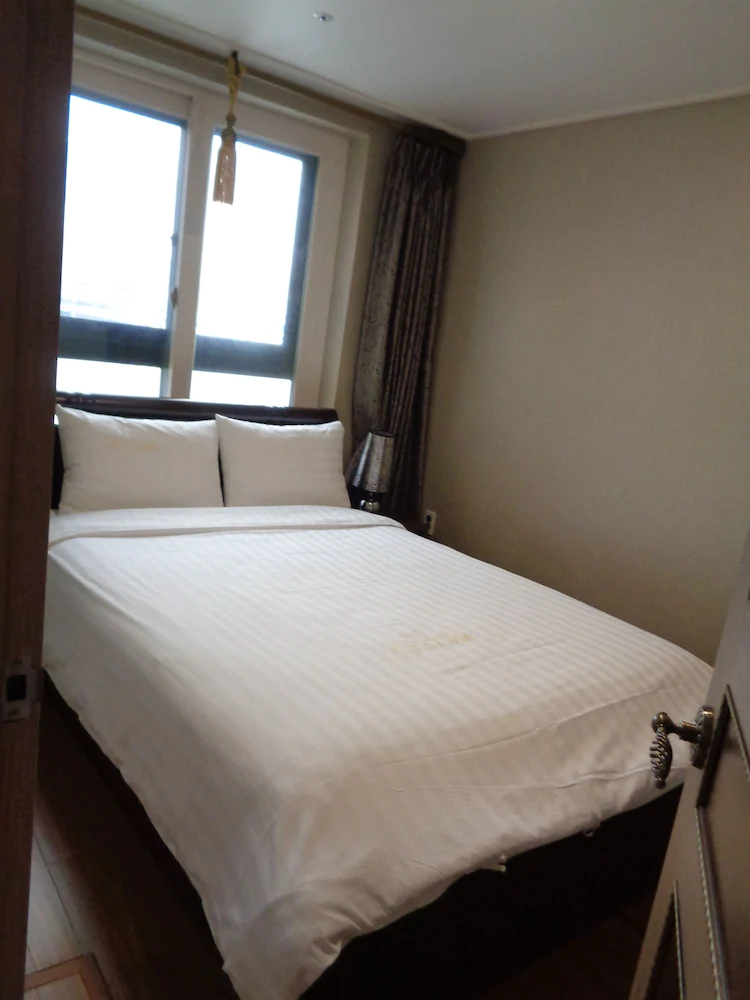 Lamia Residence Hotel
