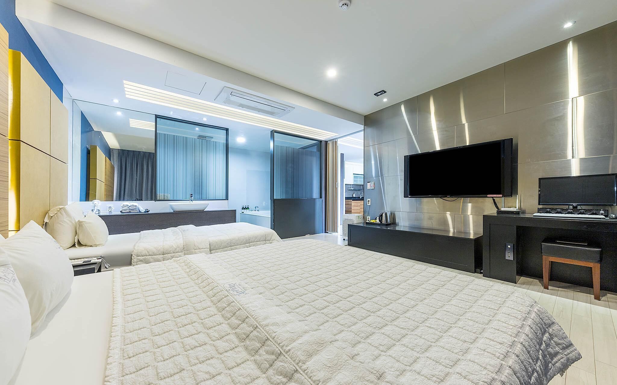 Gimhae Eobangdong Arietty Hotel A