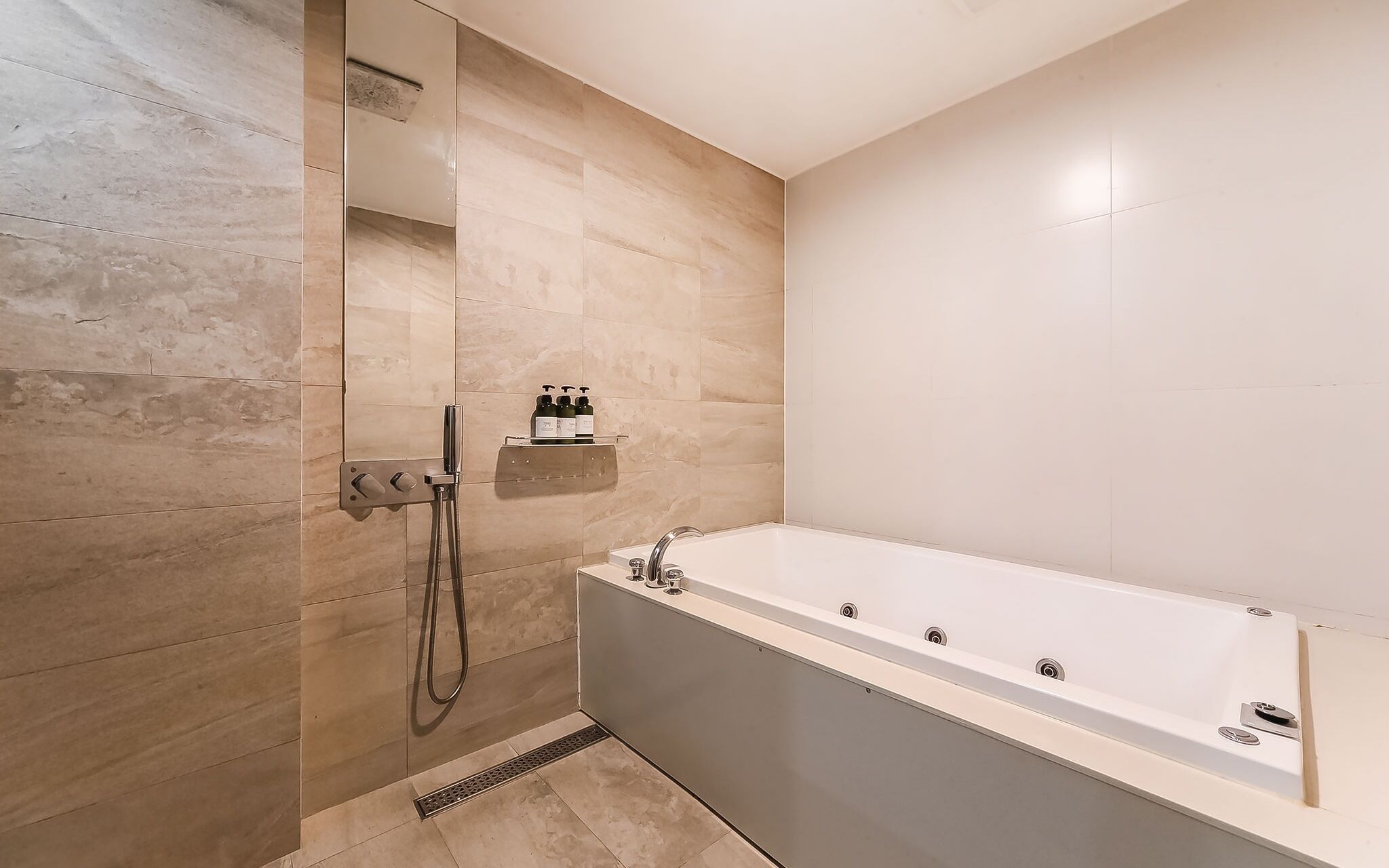 Gimhae Eobangdong Arietty Hotel A