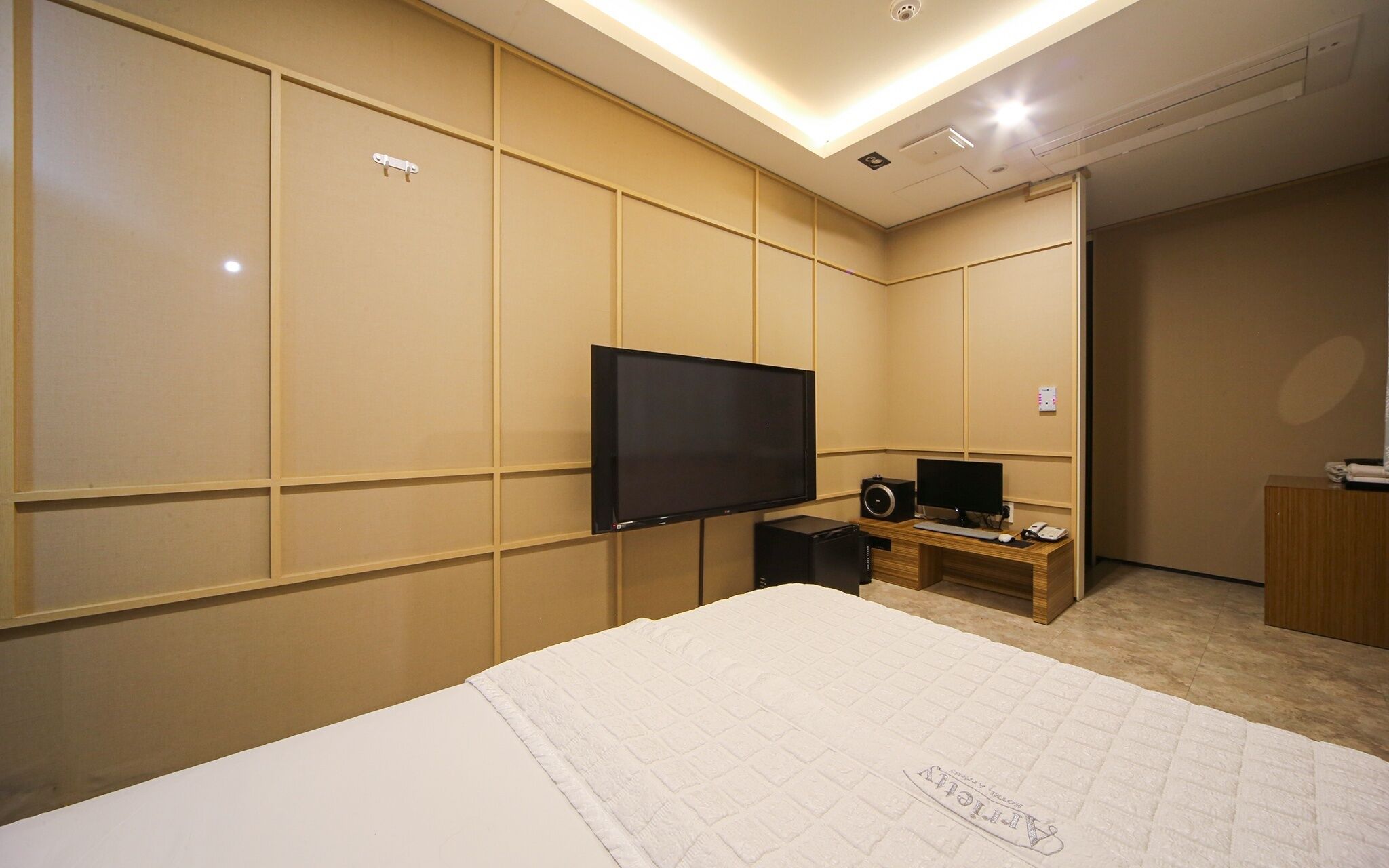 Gimhae Eobangdong Arietty Hotel A