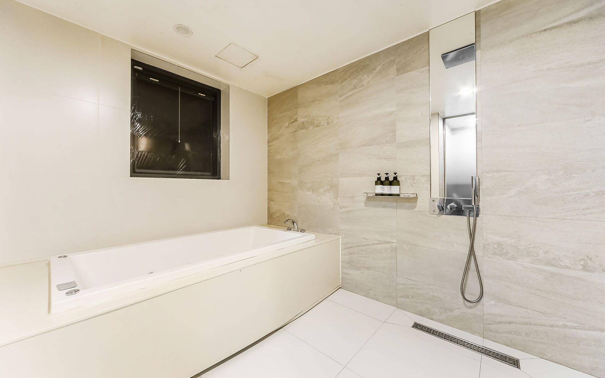 Gimhae Eobangdong Arietty Hotel A