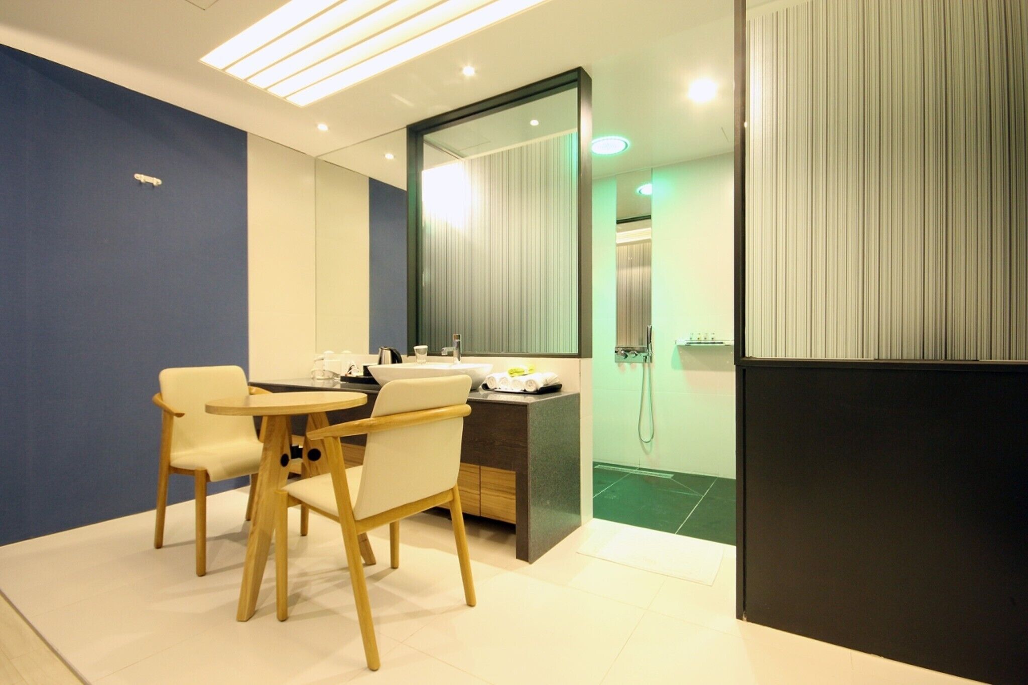 Gimhae Eobangdong Arietty Hotel A