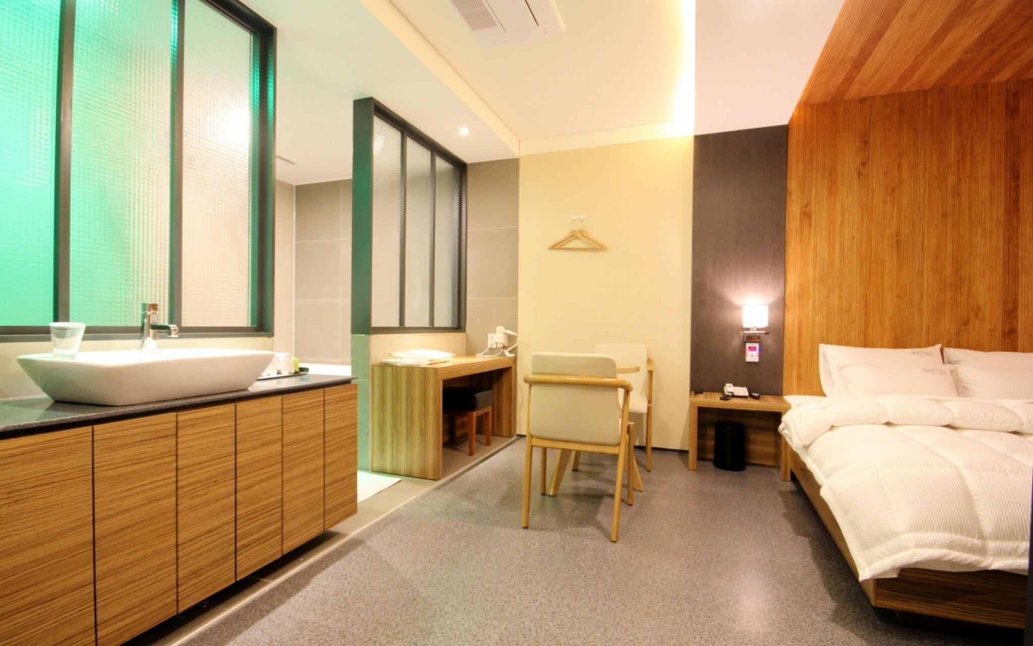 Gimhae Eobangdong Arietty Hotel A