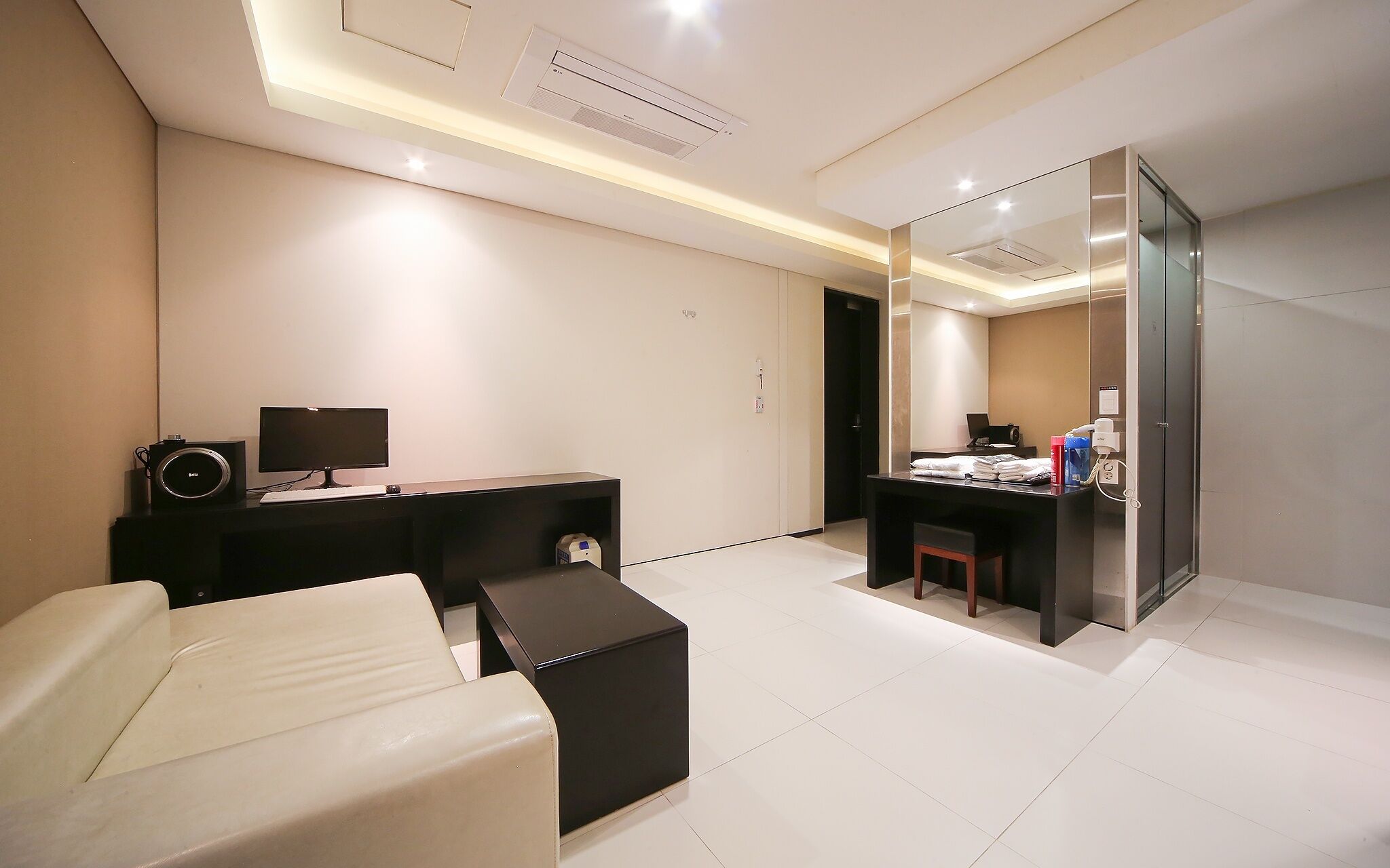 Gimhae Eobangdong Arietty Hotel A