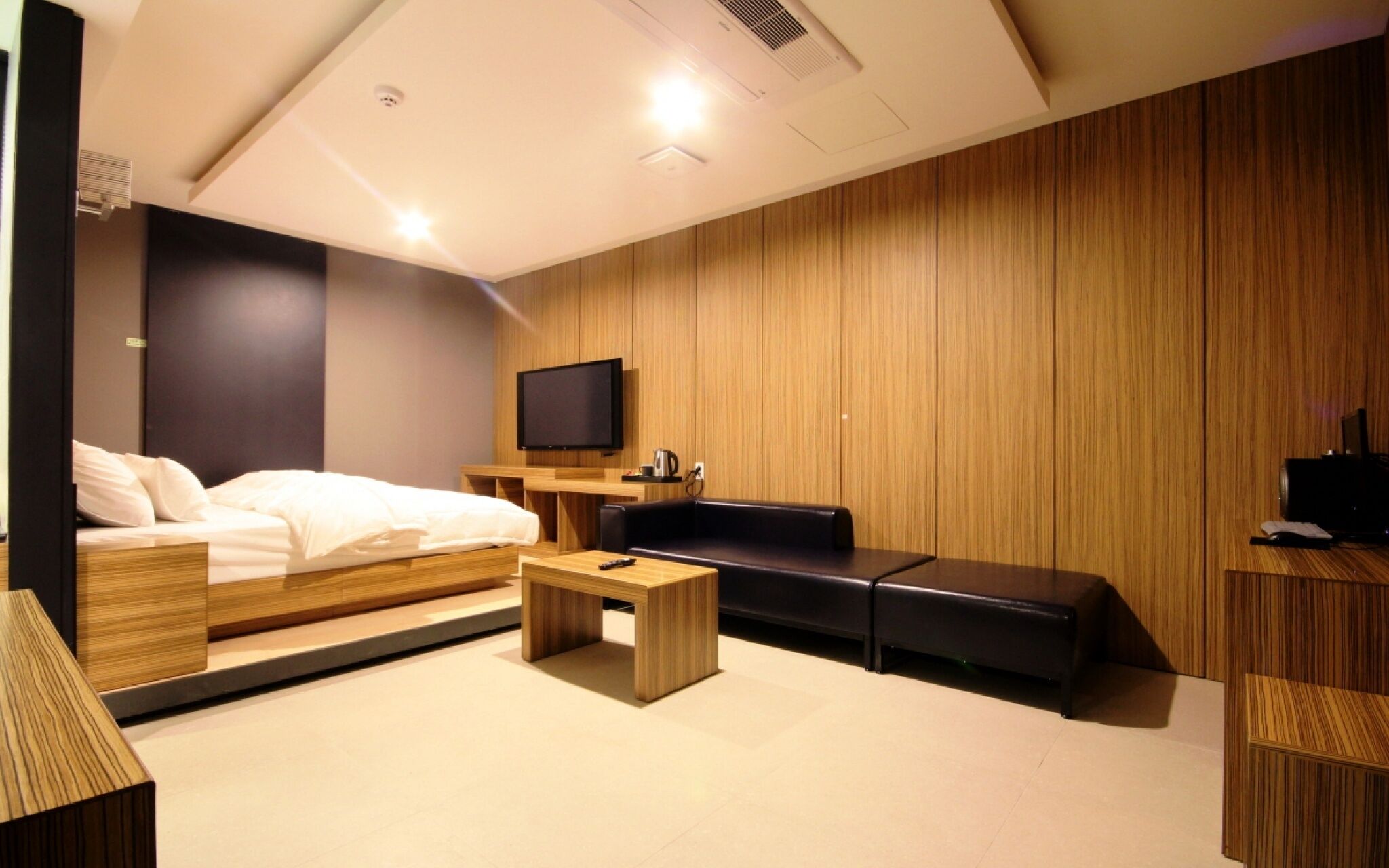 Gimhae Eobangdong Arietty Hotel A