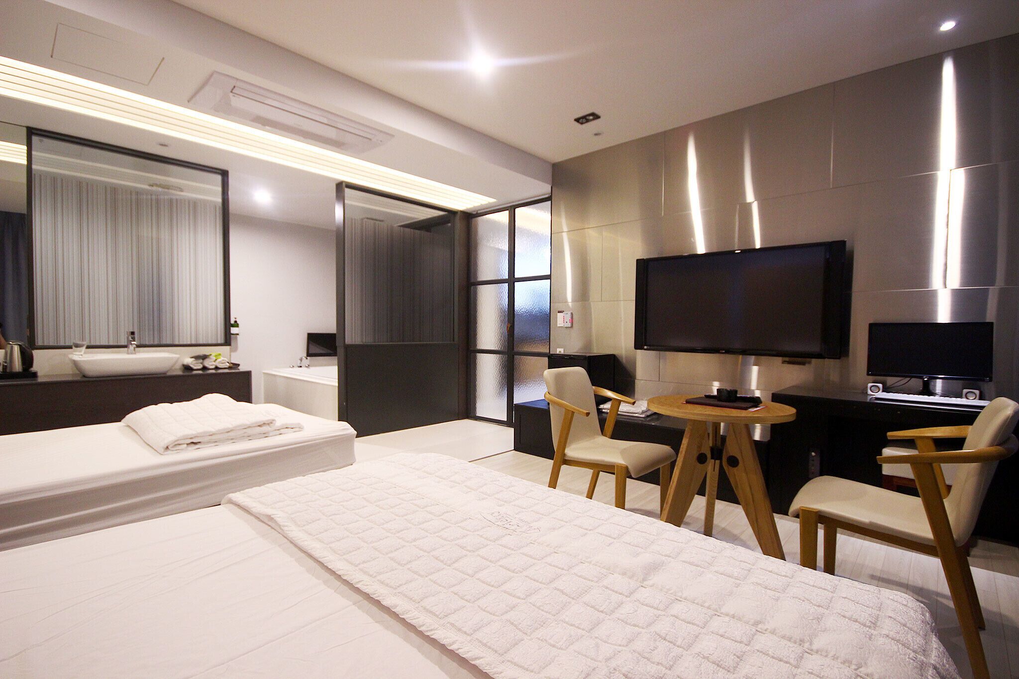 Gimhae Eobangdong Arietty Hotel A